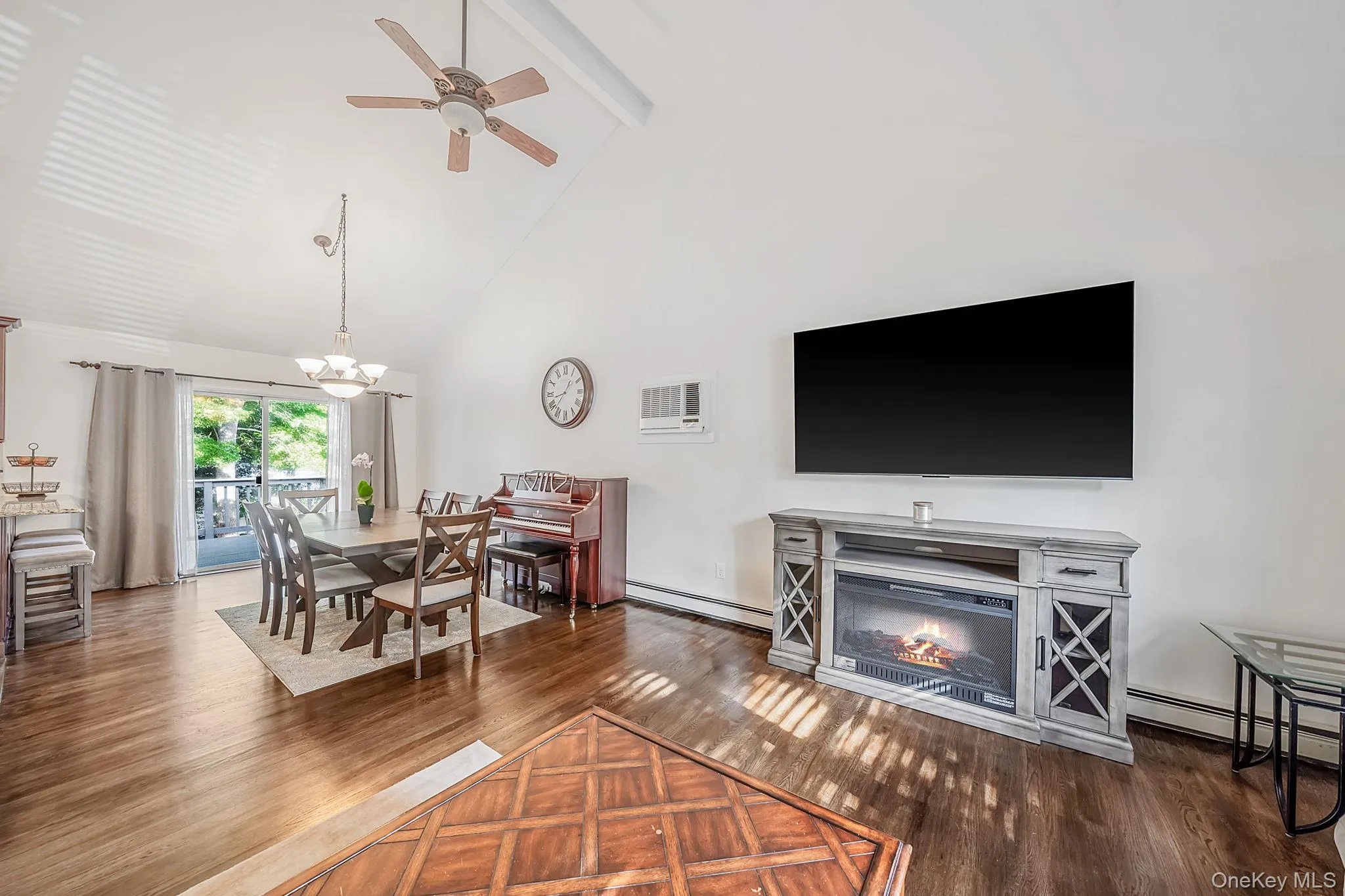20 Nicole Lane, Brookhaven, NY, 4 Bedrooms Bedrooms, 8 Rooms Rooms,3 BathroomsBathrooms,Residential,For Rent,Nicole,0,1034025 20 Nicole Lane, Brookhaven, NY, 4 Bedrooms Bedrooms, 8 Rooms Rooms,3 BathroomsBathrooms,Residential,For Rent,Nicole,0,1034025