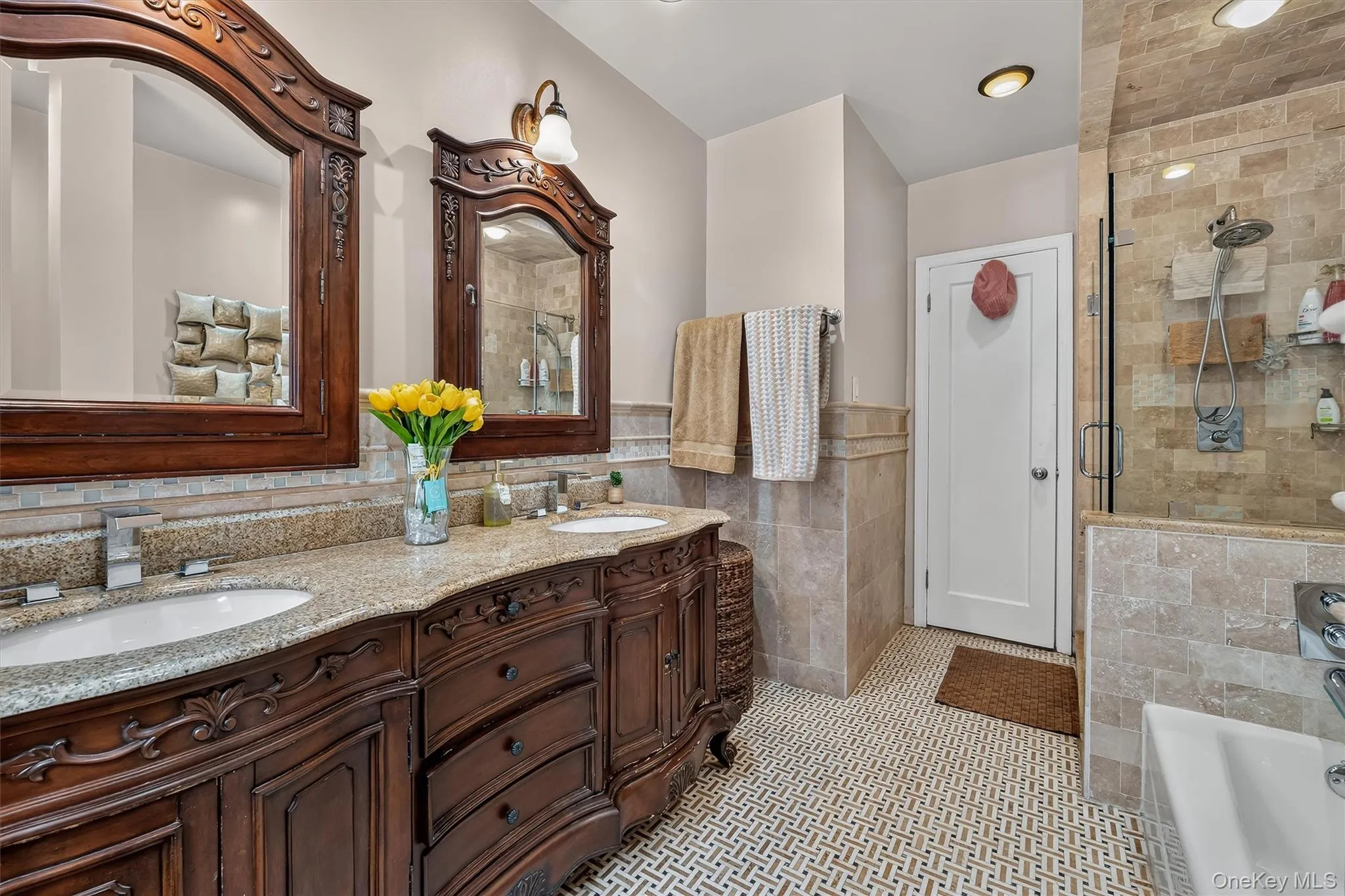 2218 Holland Avenue, New York, NY, 3 Bedrooms Bedrooms, 8 Rooms Rooms,2 BathroomsBathrooms,Residential,For Rent,Holland,0,1034028 2218 Holland Avenue, New York, NY, 3 Bedrooms Bedrooms, 8 Rooms Rooms,2 BathroomsBathrooms,Residential,For Rent,Holland,0,1034028