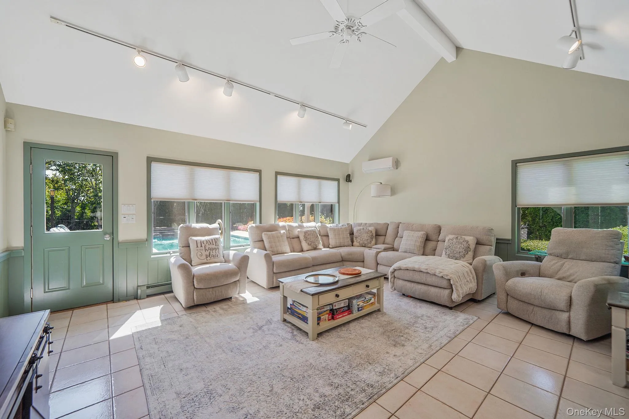 29 Seacove Lane, Riverhead, NY, 6 Bedrooms Bedrooms, 15 Rooms Rooms,4 BathroomsBathrooms,Residential,For Rent,Seacove,0,1034035 29 Seacove Lane, Riverhead, NY, 6 Bedrooms Bedrooms, 15 Rooms Rooms,4 BathroomsBathrooms,Residential,For Rent,Seacove,0,1034035