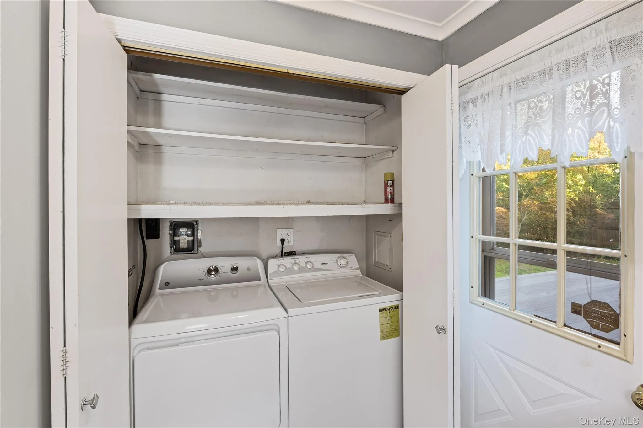 797 Waverly Avenue, Islip, NY, 3 Bedrooms Bedrooms, 6 Rooms Rooms,1 BathroomBathrooms,Residential,For Rent,Waverly,0,1034037 797 Waverly Avenue, Islip, NY, 3 Bedrooms Bedrooms, 6 Rooms Rooms,1 BathroomBathrooms,Residential,For Rent,Waverly,0,1034037
