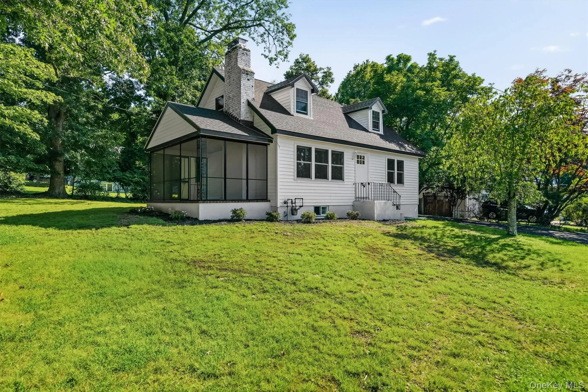 2 Francis Place, Clarkstown, NY, 3 Bedrooms Bedrooms, 6 Rooms Rooms,1 BathroomBathrooms,Residential,For Rent,Francis,0,1034039 2 Francis Place, Clarkstown, NY, 3 Bedrooms Bedrooms, 6 Rooms Rooms,1 BathroomBathrooms,Residential,For Rent,Francis,0,1034039
