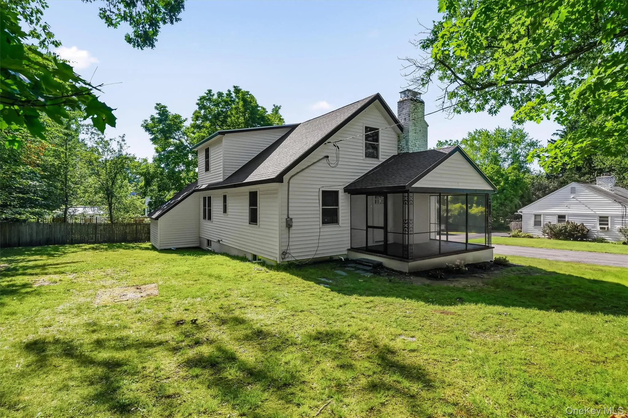 2 Francis Place, Clarkstown, NY, 3 Bedrooms Bedrooms, 6 Rooms Rooms,1 BathroomBathrooms,Residential,For Rent,Francis,0,1034039 2 Francis Place, Clarkstown, NY, 3 Bedrooms Bedrooms, 6 Rooms Rooms,1 BathroomBathrooms,Residential,For Rent,Francis,0,1034039