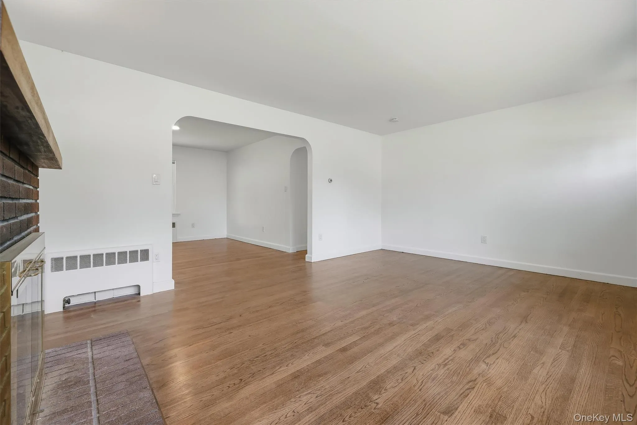 2 Francis Place, Clarkstown, NY, 3 Bedrooms Bedrooms, 6 Rooms Rooms,1 BathroomBathrooms,Residential,For Rent,Francis,0,1034039 2 Francis Place, Clarkstown, NY, 3 Bedrooms Bedrooms, 6 Rooms Rooms,1 BathroomBathrooms,Residential,For Rent,Francis,0,1034039