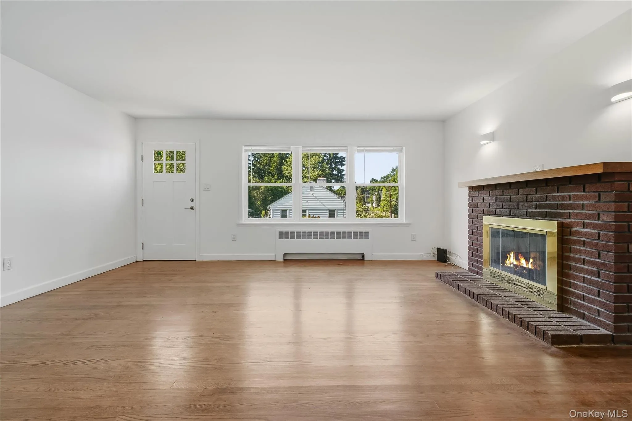 2 Francis Place, Clarkstown, NY, 3 Bedrooms Bedrooms, 6 Rooms Rooms,1 BathroomBathrooms,Residential,For Rent,Francis,0,1034039 2 Francis Place, Clarkstown, NY, 3 Bedrooms Bedrooms, 6 Rooms Rooms,1 BathroomBathrooms,Residential,For Rent,Francis,0,1034039