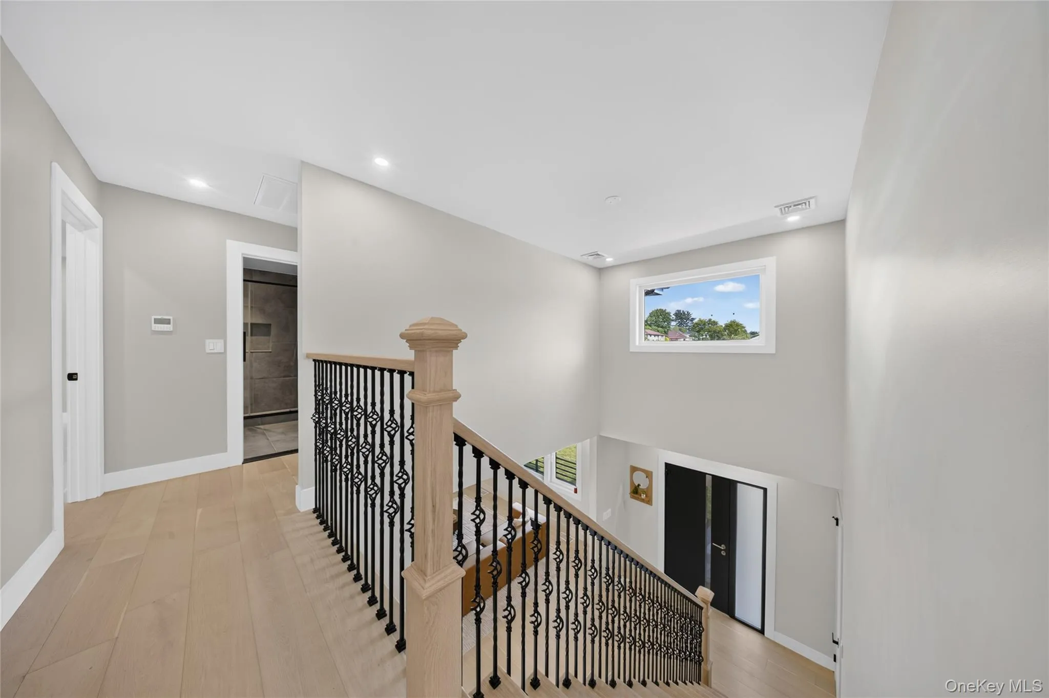 2 Lee Place, Oyster Bay, NY, 5 Bedrooms Bedrooms, 10 Rooms Rooms,4 BathroomsBathrooms,Residential,For Rent,Lee,0,1034045 2 Lee Place, Oyster Bay, NY, 5 Bedrooms Bedrooms, 10 Rooms Rooms,4 BathroomsBathrooms,Residential,For Rent,Lee,0,1034045