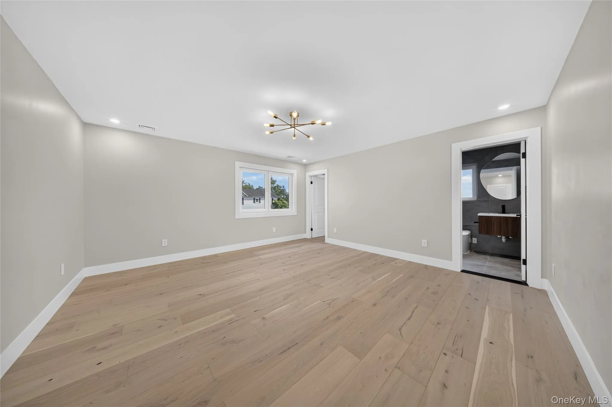 2 Lee Place, Oyster Bay, NY, 5 Bedrooms Bedrooms, 10 Rooms Rooms,4 BathroomsBathrooms,Residential,For Rent,Lee,0,1034045 2 Lee Place, Oyster Bay, NY, 5 Bedrooms Bedrooms, 10 Rooms Rooms,4 BathroomsBathrooms,Residential,For Rent,Lee,0,1034045