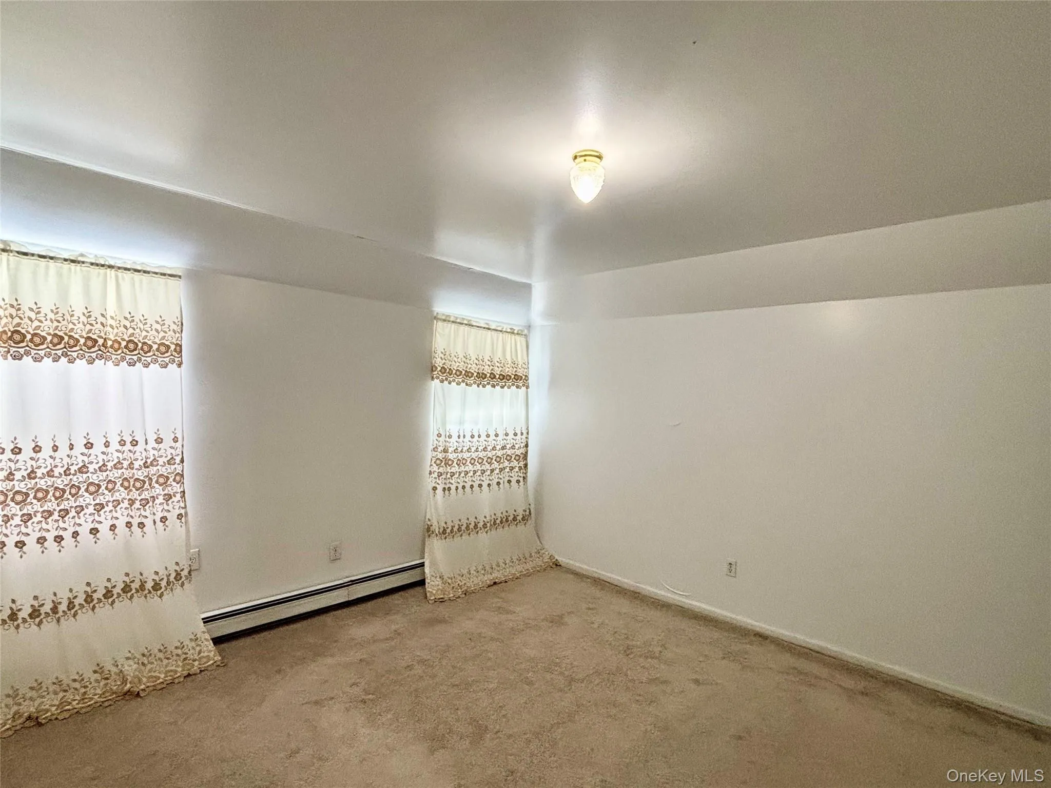 177-45 Meadow Road, New York, NY, 3 Bedrooms Bedrooms, 6 Rooms Rooms,2 BathroomsBathrooms,Residential Lease,For Rent,Meadow,0,1034046 177-45 Meadow Road, New York, NY, 3 Bedrooms Bedrooms, 6 Rooms Rooms,2 BathroomsBathrooms,Residential Lease,For Rent,Meadow,0,1034046