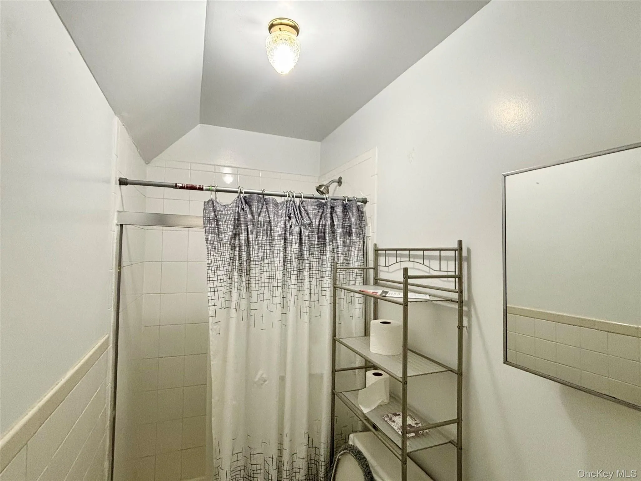 177-45 Meadow Road, New York, NY, 3 Bedrooms Bedrooms, 6 Rooms Rooms,2 BathroomsBathrooms,Residential Lease,For Rent,Meadow,0,1034046 177-45 Meadow Road, New York, NY, 3 Bedrooms Bedrooms, 6 Rooms Rooms,2 BathroomsBathrooms,Residential Lease,For Rent,Meadow,0,1034046