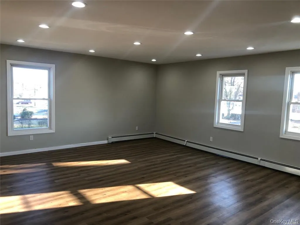 281 Dogwood Avenue, Hempstead, NY, 2 Bedrooms Bedrooms, 4 Rooms Rooms,1 BathroomBathrooms,Residential Lease,For Rent,Dogwood,0,1034049 281 Dogwood Avenue, Hempstead, NY, 2 Bedrooms Bedrooms, 4 Rooms Rooms,1 BathroomBathrooms,Residential Lease,For Rent,Dogwood,0,1034049