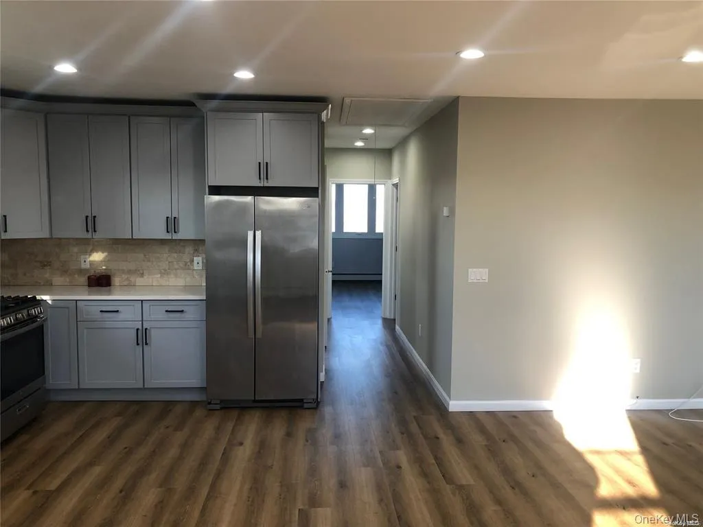 281 Dogwood Avenue, Hempstead, NY, 2 Bedrooms Bedrooms, 4 Rooms Rooms,1 BathroomBathrooms,Residential Lease,For Rent,Dogwood,0,1034049 281 Dogwood Avenue, Hempstead, NY, 2 Bedrooms Bedrooms, 4 Rooms Rooms,1 BathroomBathrooms,Residential Lease,For Rent,Dogwood,0,1034049