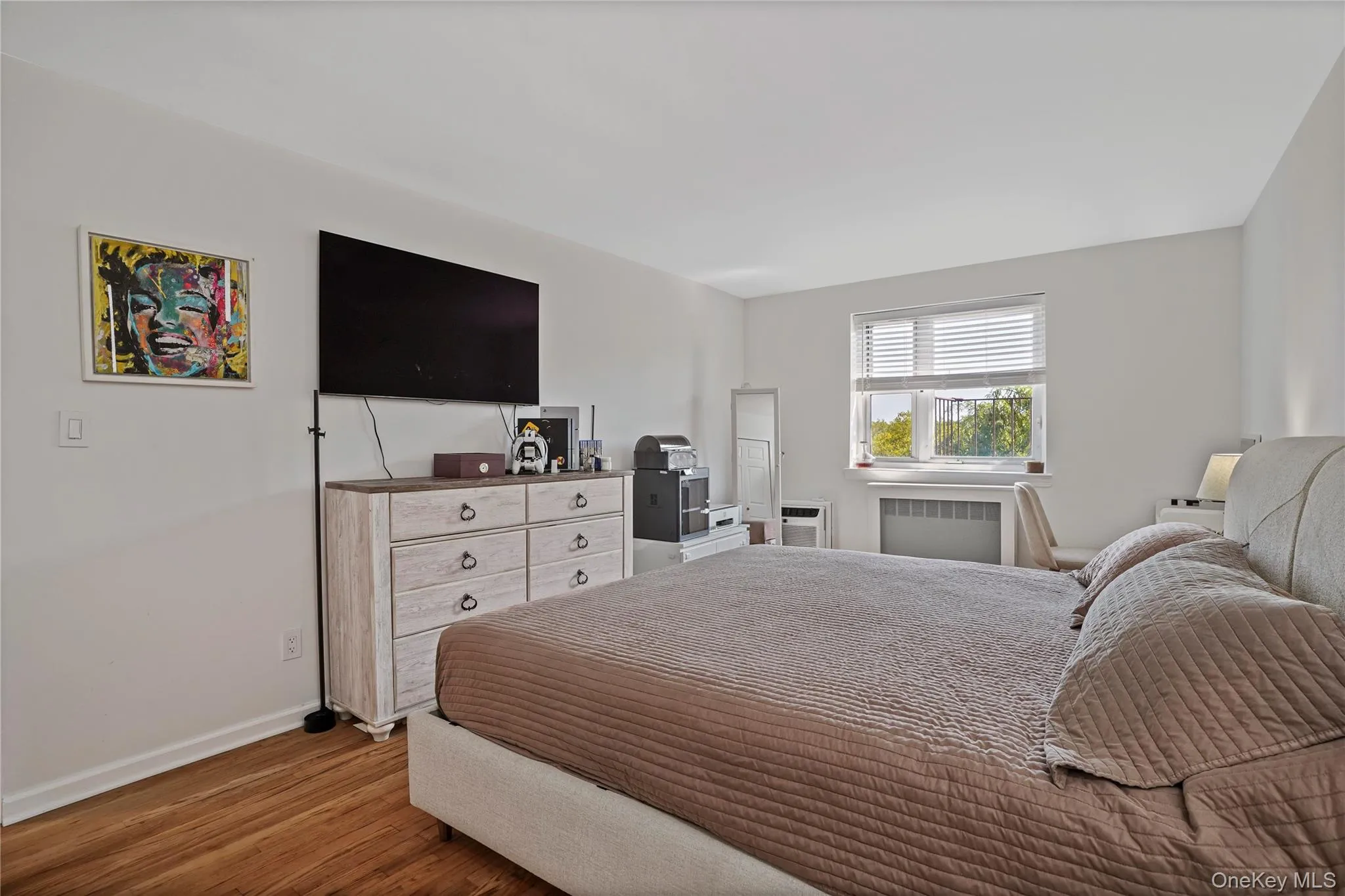 151-25 88th Street, New York, NY, 2 Bedrooms Bedrooms, 4 Rooms Rooms,1 BathroomBathrooms,Residential,For Rent,88th,0,1034053 151-25 88th Street, New York, NY, 2 Bedrooms Bedrooms, 4 Rooms Rooms,1 BathroomBathrooms,Residential,For Rent,88th,0,1034053