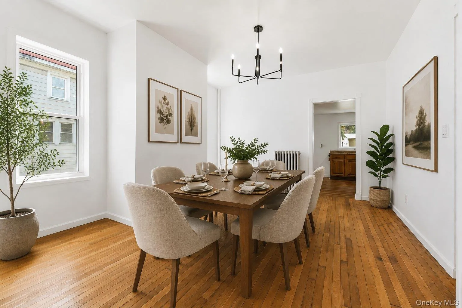 Virtually Staged Bright diningroom with convenient access tothe kitchen, offering afunctional layout for hostingand daily Virtually Staged Bright diningroom with convenient access tothe kitchen, offering afunctional layout for hostingand daily