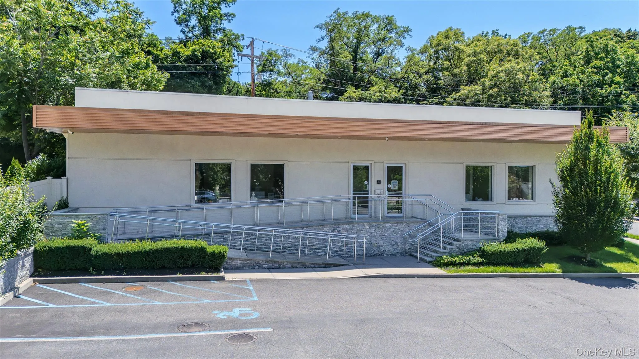 607 Jericho Turnpike, Huntington, NY, ,Commercial Lease,For Rent,Jericho,0,1034062 607 Jericho Turnpike, Huntington, NY, ,Commercial Lease,For Rent,Jericho,0,1034062