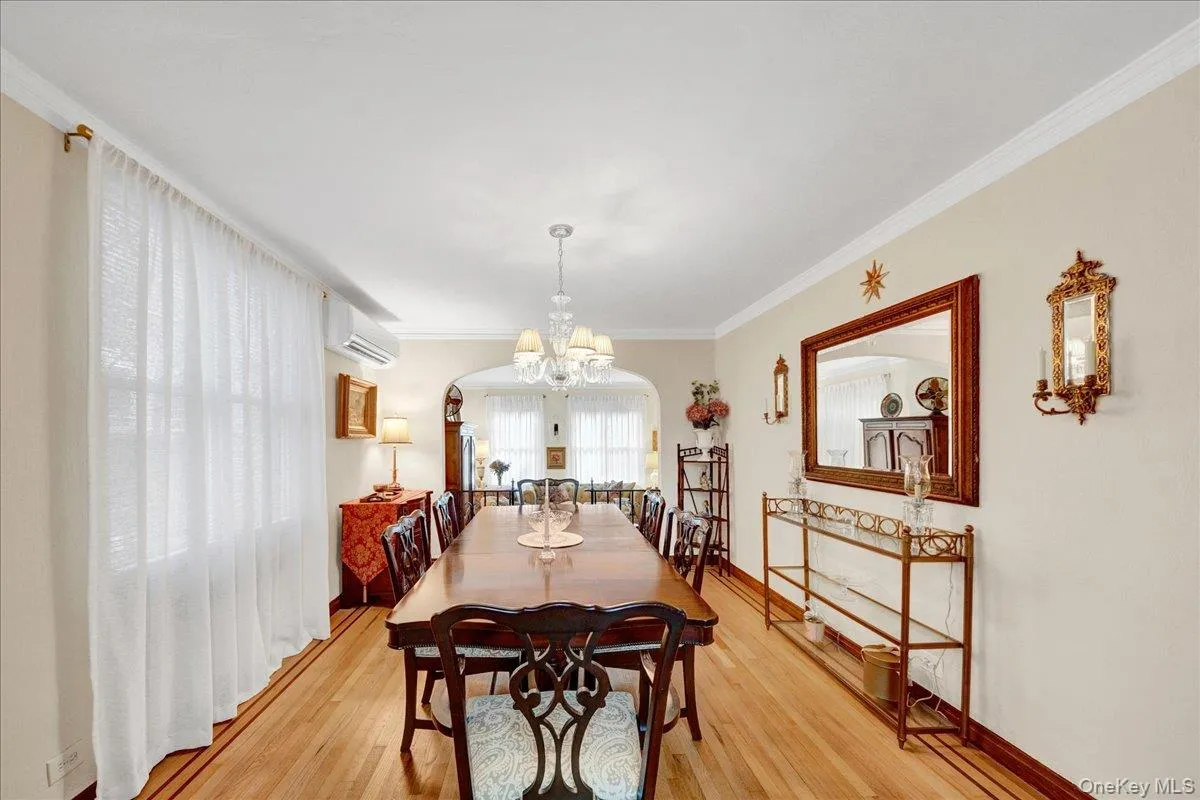 1904 Tenbroeck Avenue, New York, NY, 3 Bedrooms Bedrooms, 11 Rooms Rooms,2 BathroomsBathrooms,Residential,For Rent,Tenbroeck,0,1034068 1904 Tenbroeck Avenue, New York, NY, 3 Bedrooms Bedrooms, 11 Rooms Rooms,2 BathroomsBathrooms,Residential,For Rent,Tenbroeck,0,1034068