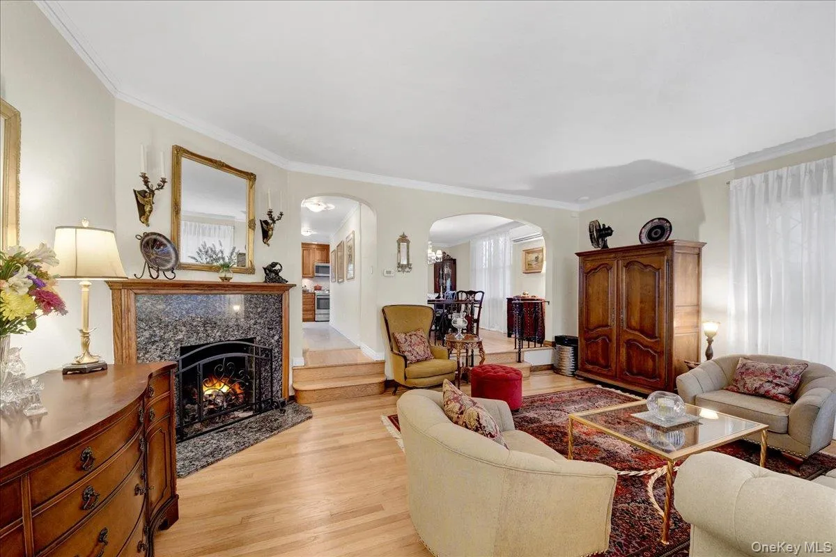 1904 Tenbroeck Avenue, New York, NY, 3 Bedrooms Bedrooms, 11 Rooms Rooms,2 BathroomsBathrooms,Residential,For Rent,Tenbroeck,0,1034068 1904 Tenbroeck Avenue, New York, NY, 3 Bedrooms Bedrooms, 11 Rooms Rooms,2 BathroomsBathrooms,Residential,For Rent,Tenbroeck,0,1034068