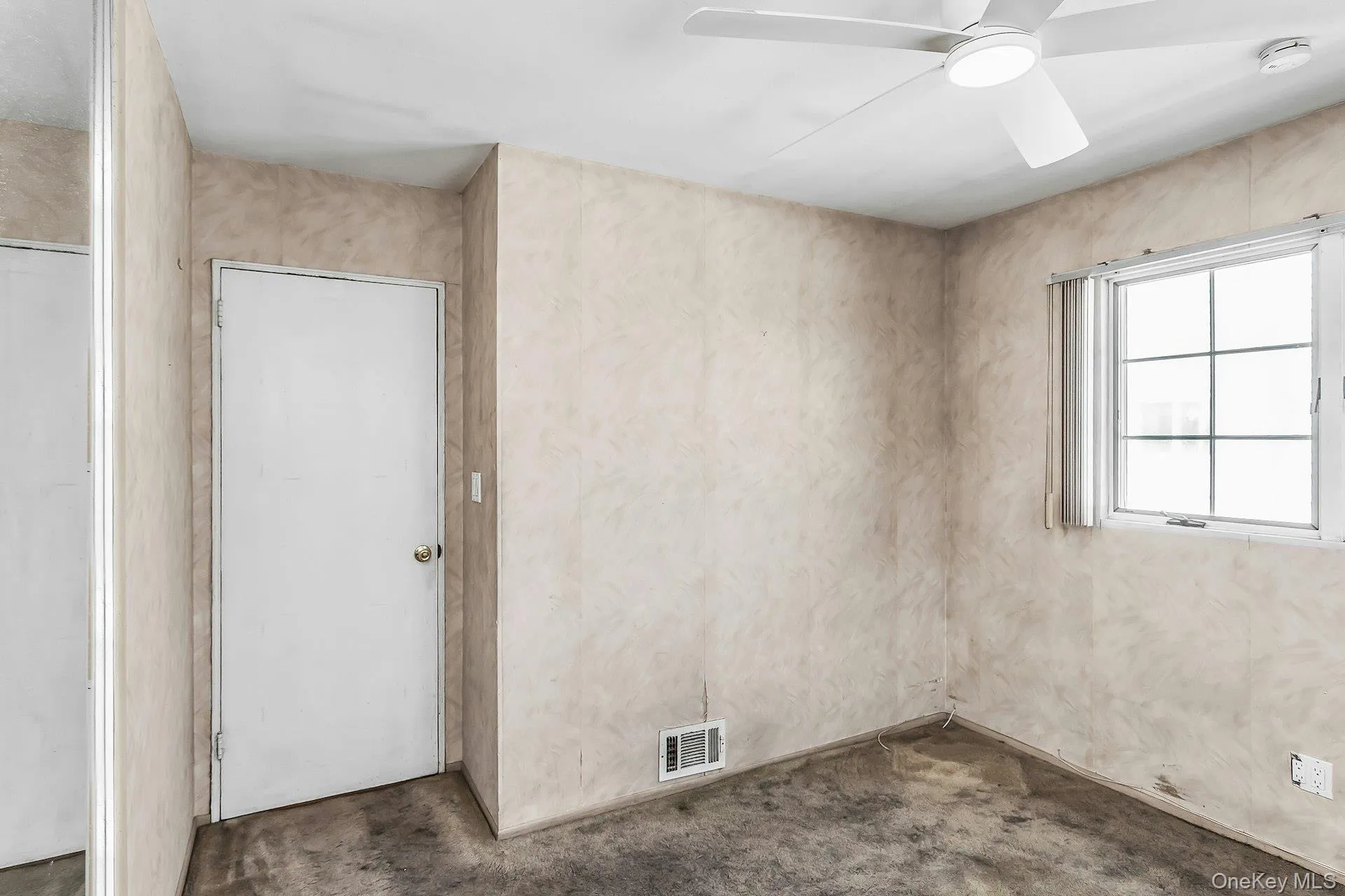 8 Gerhard Road, Oyster Bay, NY, 3 Bedrooms Bedrooms, 5 Rooms Rooms,2 BathroomsBathrooms,Residential,For Rent,Gerhard,0,1034073 8 Gerhard Road, Oyster Bay, NY, 3 Bedrooms Bedrooms, 5 Rooms Rooms,2 BathroomsBathrooms,Residential,For Rent,Gerhard,0,1034073