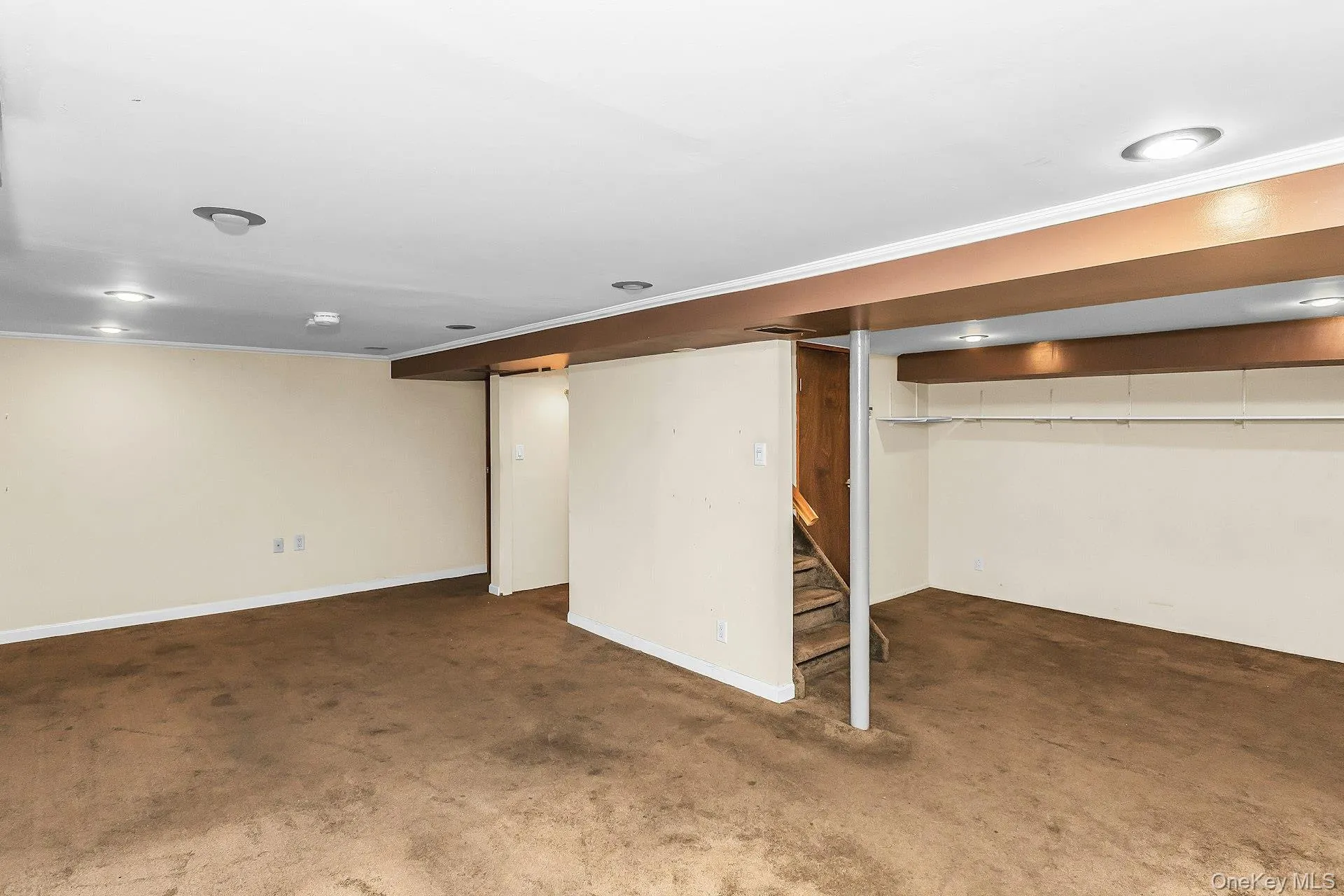 8 Gerhard Road, Oyster Bay, NY, 3 Bedrooms Bedrooms, 5 Rooms Rooms,2 BathroomsBathrooms,Residential,For Rent,Gerhard,0,1034073 8 Gerhard Road, Oyster Bay, NY, 3 Bedrooms Bedrooms, 5 Rooms Rooms,2 BathroomsBathrooms,Residential,For Rent,Gerhard,0,1034073