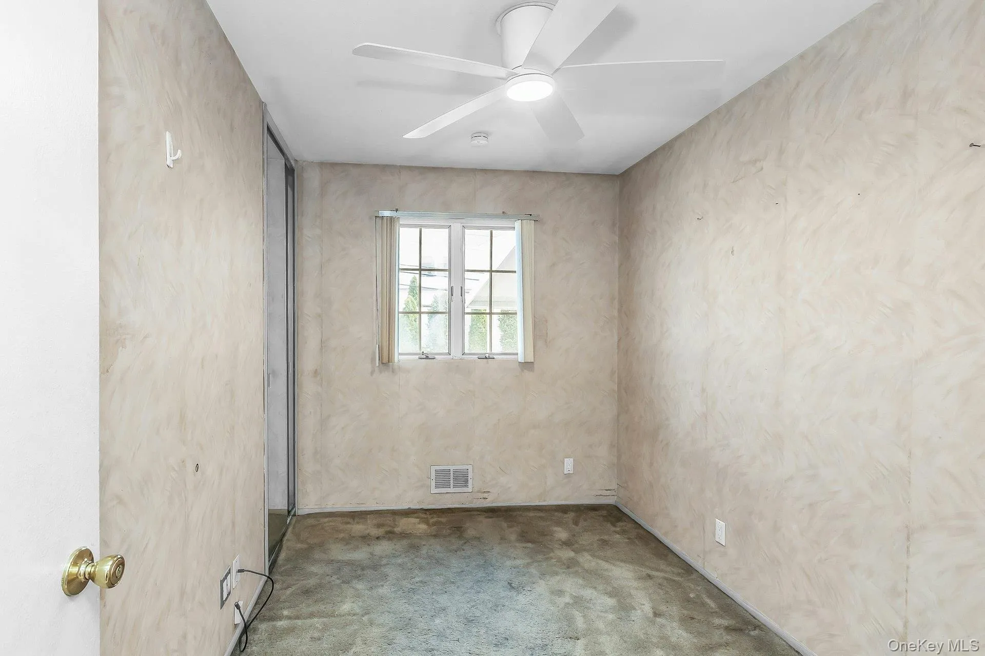 8 Gerhard Road, Oyster Bay, NY, 3 Bedrooms Bedrooms, 5 Rooms Rooms,2 BathroomsBathrooms,Residential,For Rent,Gerhard,0,1034073 8 Gerhard Road, Oyster Bay, NY, 3 Bedrooms Bedrooms, 5 Rooms Rooms,2 BathroomsBathrooms,Residential,For Rent,Gerhard,0,1034073