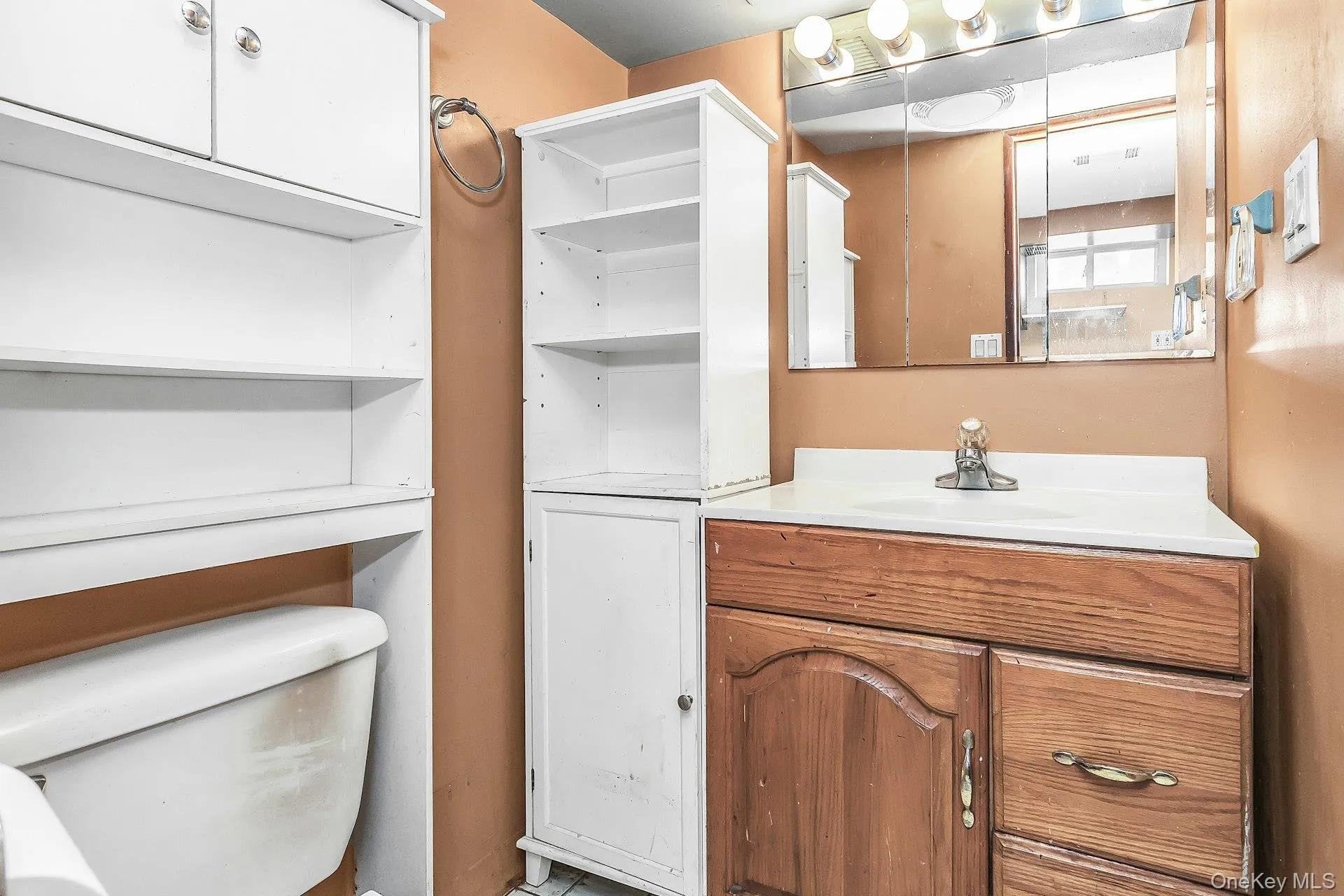 8 Gerhard Road, Oyster Bay, NY, 3 Bedrooms Bedrooms, 5 Rooms Rooms,2 BathroomsBathrooms,Residential,For Rent,Gerhard,0,1034073 8 Gerhard Road, Oyster Bay, NY, 3 Bedrooms Bedrooms, 5 Rooms Rooms,2 BathroomsBathrooms,Residential,For Rent,Gerhard,0,1034073