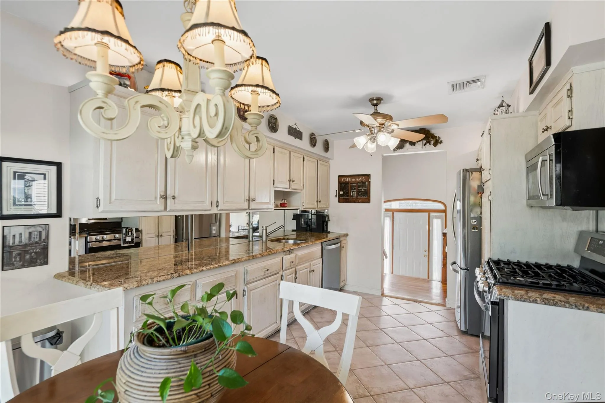 19 Jody Lane, Oyster Bay, NY, 3 Bedrooms Bedrooms, 8 Rooms Rooms,3 BathroomsBathrooms,Residential,For Rent,Jody,0,1034074 19 Jody Lane, Oyster Bay, NY, 3 Bedrooms Bedrooms, 8 Rooms Rooms,3 BathroomsBathrooms,Residential,For Rent,Jody,0,1034074