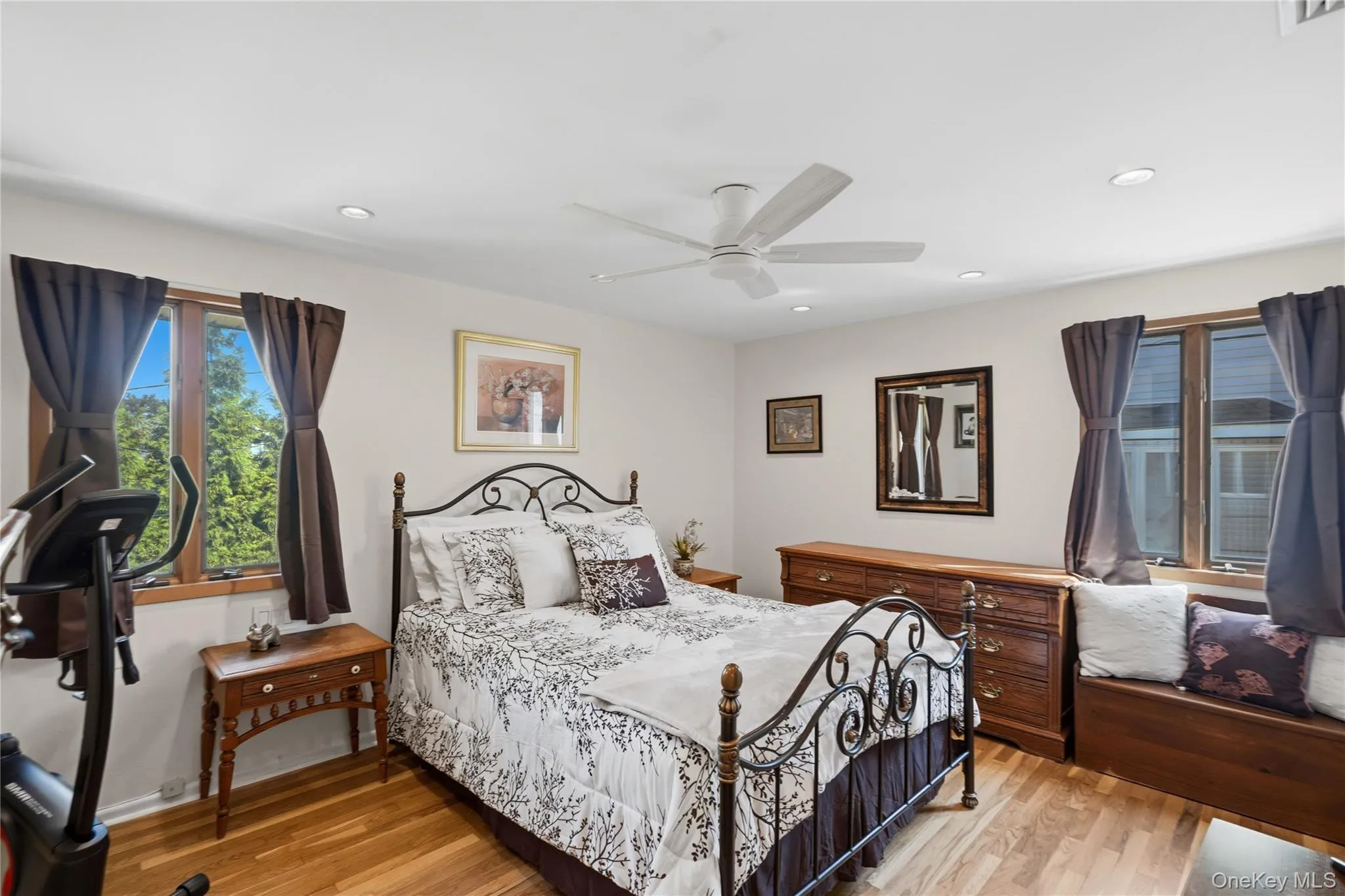 19 Jody Lane, Oyster Bay, NY, 3 Bedrooms Bedrooms, 8 Rooms Rooms,3 BathroomsBathrooms,Residential,For Rent,Jody,0,1034074 19 Jody Lane, Oyster Bay, NY, 3 Bedrooms Bedrooms, 8 Rooms Rooms,3 BathroomsBathrooms,Residential,For Rent,Jody,0,1034074