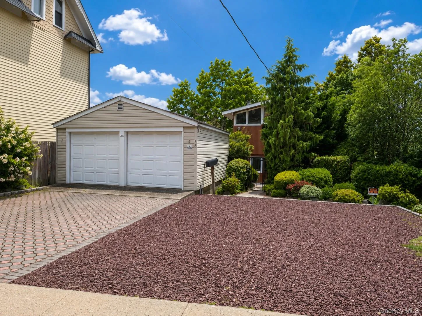 85 Bayview Avenue, Huntington, NY, 3 Bedrooms Bedrooms, 6 Rooms Rooms,2 BathroomsBathrooms,Residential,For Rent,Bayview,0,1034075 85 Bayview Avenue, Huntington, NY, 3 Bedrooms Bedrooms, 6 Rooms Rooms,2 BathroomsBathrooms,Residential,For Rent,Bayview,0,1034075