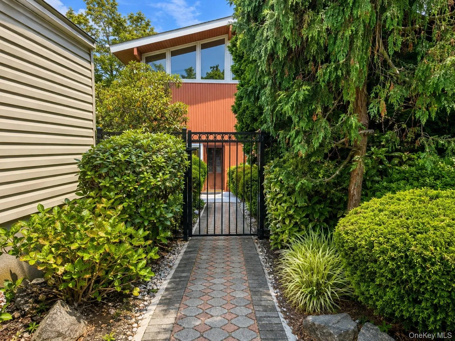 85 Bayview Avenue, Huntington, NY, 3 Bedrooms Bedrooms, 6 Rooms Rooms,2 BathroomsBathrooms,Residential,For Rent,Bayview,0,1034075 85 Bayview Avenue, Huntington, NY, 3 Bedrooms Bedrooms, 6 Rooms Rooms,2 BathroomsBathrooms,Residential,For Rent,Bayview,0,1034075