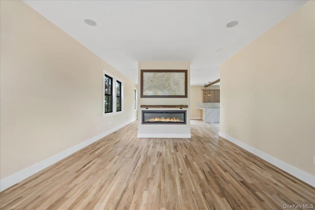 631 Broadway, Yonkers, NY, 4 Bedrooms Bedrooms, 10 Rooms Rooms,4 BathroomsBathrooms,Residential,For Rent,Broadway,0,1034076 631 Broadway, Yonkers, NY, 4 Bedrooms Bedrooms, 10 Rooms Rooms,4 BathroomsBathrooms,Residential,For Rent,Broadway,0,1034076