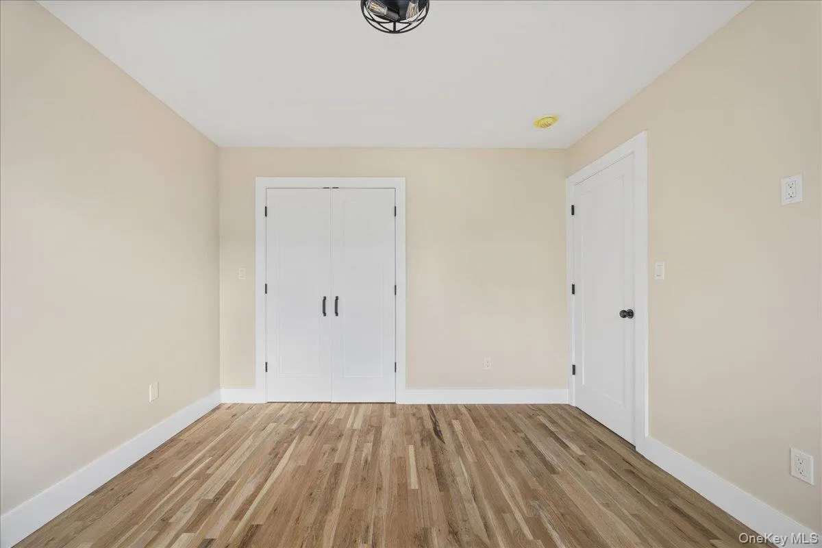 631 Broadway, Yonkers, NY, 4 Bedrooms Bedrooms, 10 Rooms Rooms,4 BathroomsBathrooms,Residential,For Rent,Broadway,0,1034076 631 Broadway, Yonkers, NY, 4 Bedrooms Bedrooms, 10 Rooms Rooms,4 BathroomsBathrooms,Residential,For Rent,Broadway,0,1034076