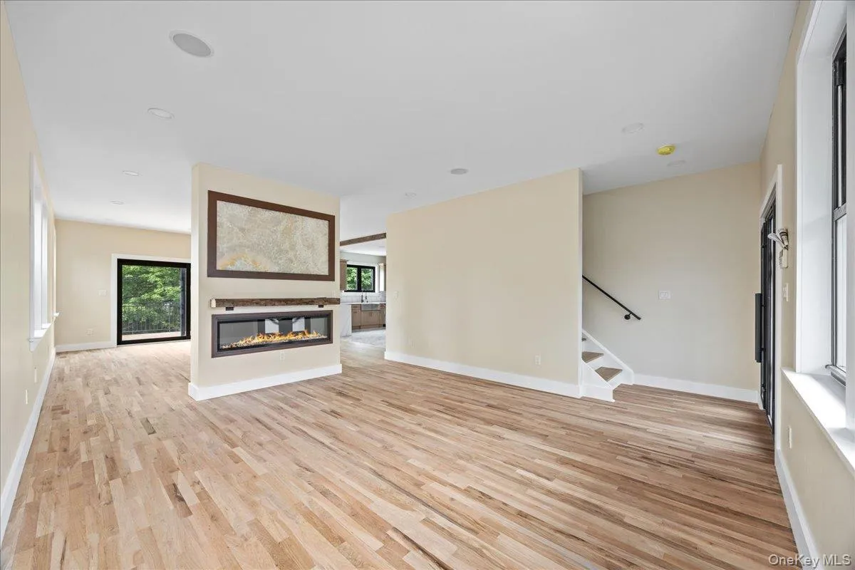 631 Broadway, Yonkers, NY, 4 Bedrooms Bedrooms, 10 Rooms Rooms,4 BathroomsBathrooms,Residential,For Rent,Broadway,0,1034076 631 Broadway, Yonkers, NY, 4 Bedrooms Bedrooms, 10 Rooms Rooms,4 BathroomsBathrooms,Residential,For Rent,Broadway,0,1034076