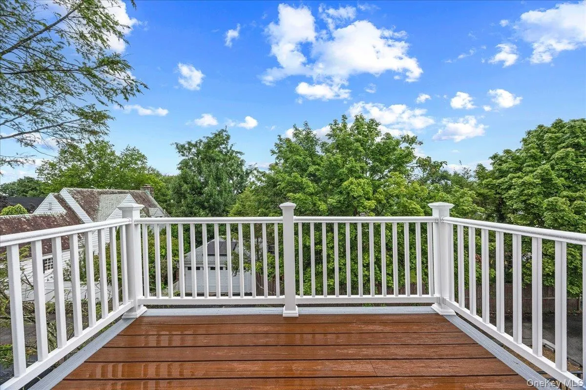 631 Broadway, Yonkers, NY, 4 Bedrooms Bedrooms, 10 Rooms Rooms,4 BathroomsBathrooms,Residential,For Rent,Broadway,0,1034076 631 Broadway, Yonkers, NY, 4 Bedrooms Bedrooms, 10 Rooms Rooms,4 BathroomsBathrooms,Residential,For Rent,Broadway,0,1034076