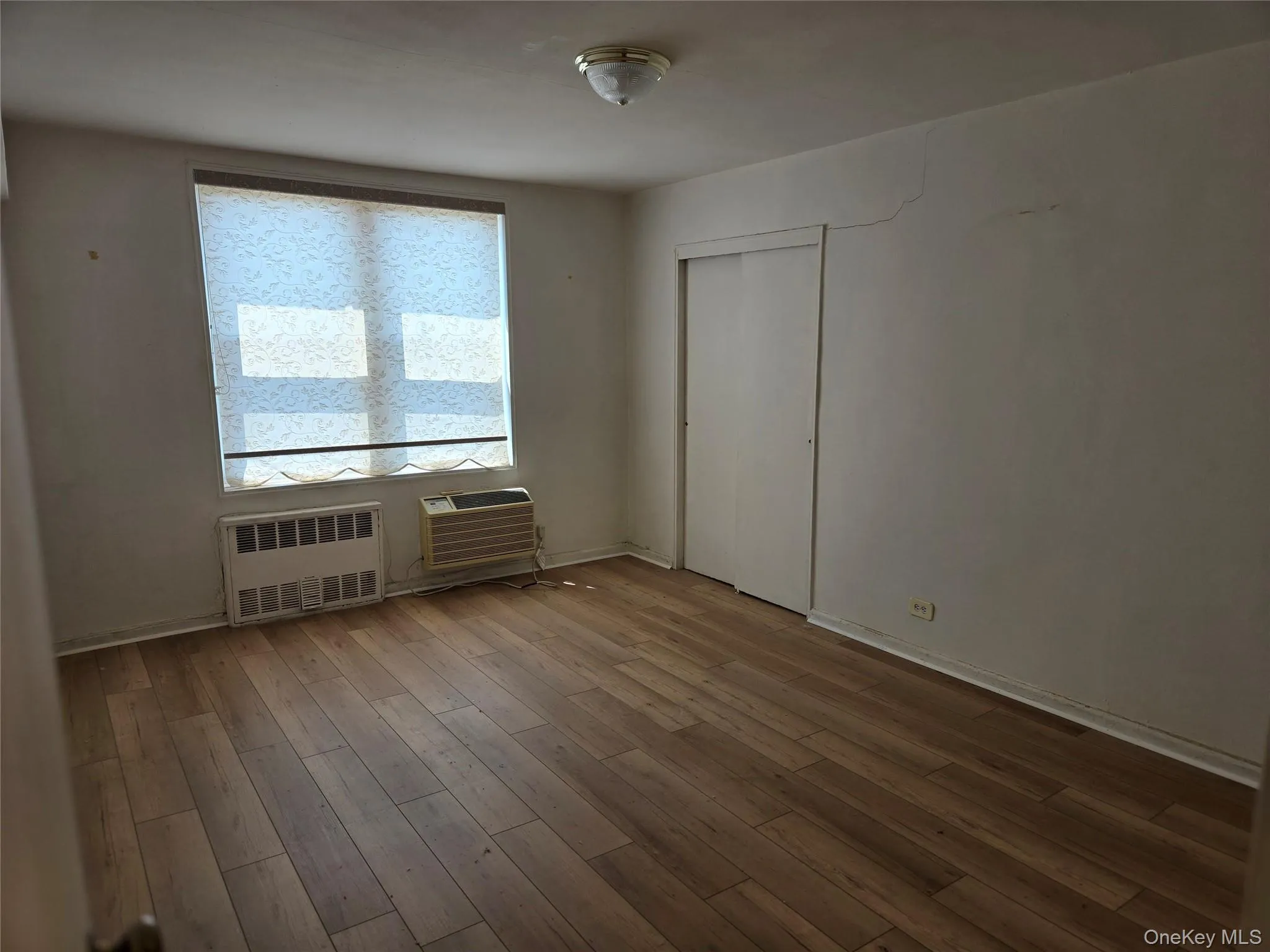 3903 Nostrand Avenue, New York, NY, 1 Bedroom Bedrooms, 3 Rooms Rooms,1 BathroomBathrooms,Residential,For Rent,Nostrand,0,1034079 3903 Nostrand Avenue, New York, NY, 1 Bedroom Bedrooms, 3 Rooms Rooms,1 BathroomBathrooms,Residential,For Rent,Nostrand,0,1034079