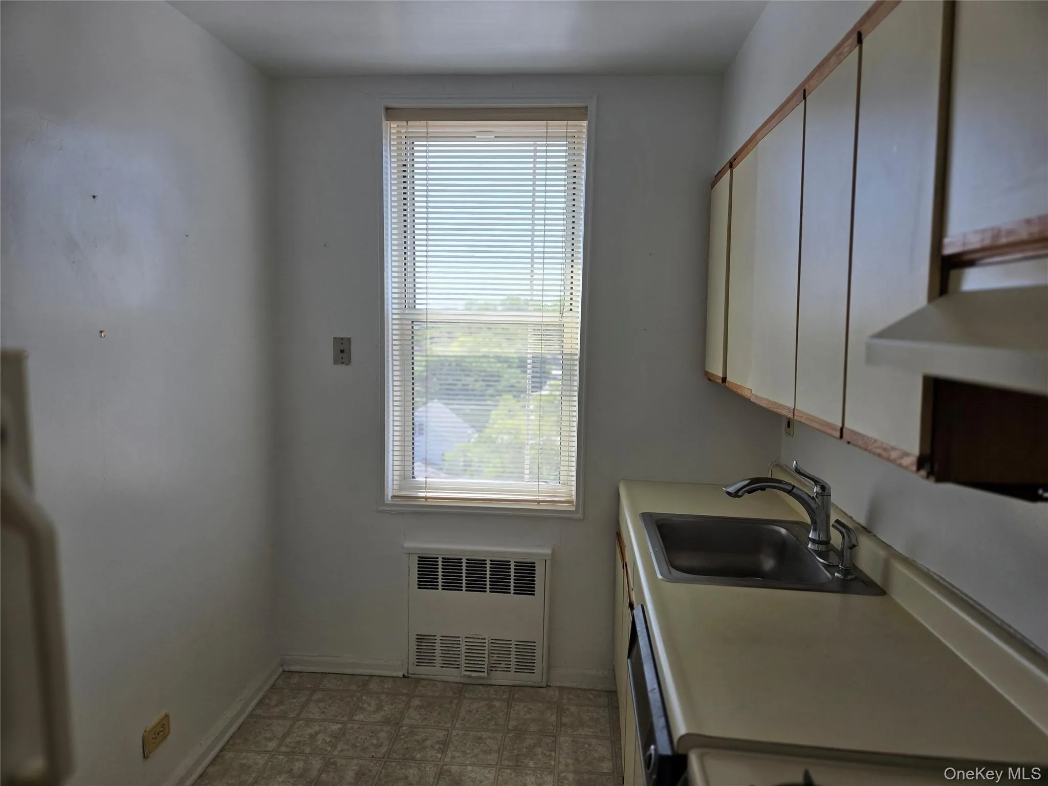 3903 Nostrand Avenue, New York, NY, 1 Bedroom Bedrooms, 3 Rooms Rooms,1 BathroomBathrooms,Residential,For Rent,Nostrand,0,1034079 3903 Nostrand Avenue, New York, NY, 1 Bedroom Bedrooms, 3 Rooms Rooms,1 BathroomBathrooms,Residential,For Rent,Nostrand,0,1034079
