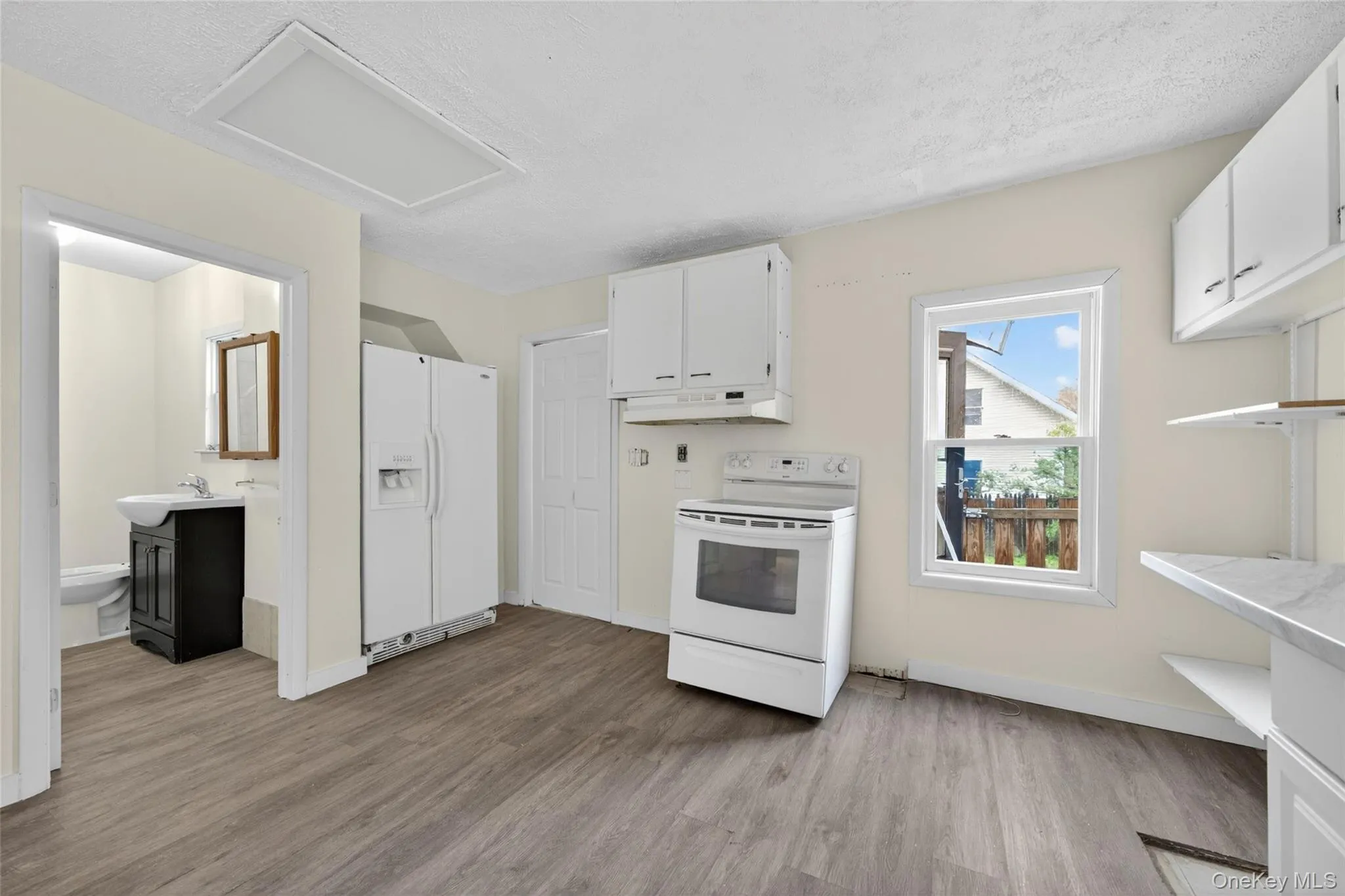 41 Rock Ridge Avenue, Thompson, NY, 2 Bedrooms Bedrooms, 5 Rooms Rooms,1 BathroomBathrooms,Residential Lease,For Rent,Rock Ridge,0,1034081 41 Rock Ridge Avenue, Thompson, NY, 2 Bedrooms Bedrooms, 5 Rooms Rooms,1 BathroomBathrooms,Residential Lease,For Rent,Rock Ridge,0,1034081