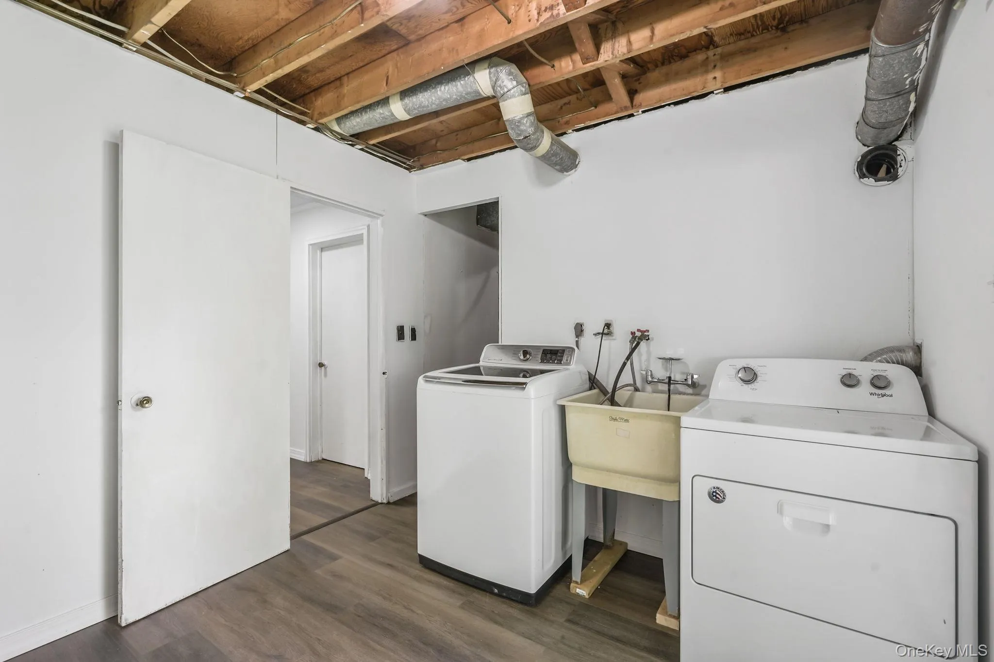 9 Carmichael Road, Binghamton, NY, 2 Bedrooms Bedrooms, 5 Rooms Rooms,1 BathroomBathrooms,Residential,For Rent,Carmichael,0,1034085 9 Carmichael Road, Binghamton, NY, 2 Bedrooms Bedrooms, 5 Rooms Rooms,1 BathroomBathrooms,Residential,For Rent,Carmichael,0,1034085