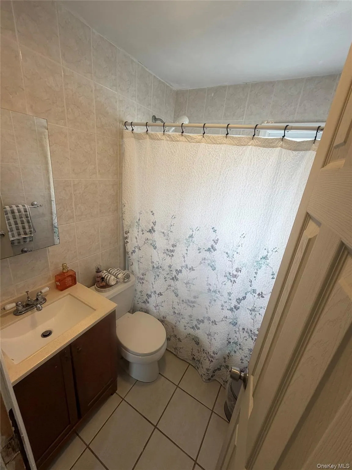 1556 Adams Street, Hempstead, NY, 4 Bedrooms Bedrooms, 8 Rooms Rooms,2 BathroomsBathrooms,Residential,For Rent,Adams,0,1034086 1556 Adams Street, Hempstead, NY, 4 Bedrooms Bedrooms, 8 Rooms Rooms,2 BathroomsBathrooms,Residential,For Rent,Adams,0,1034086