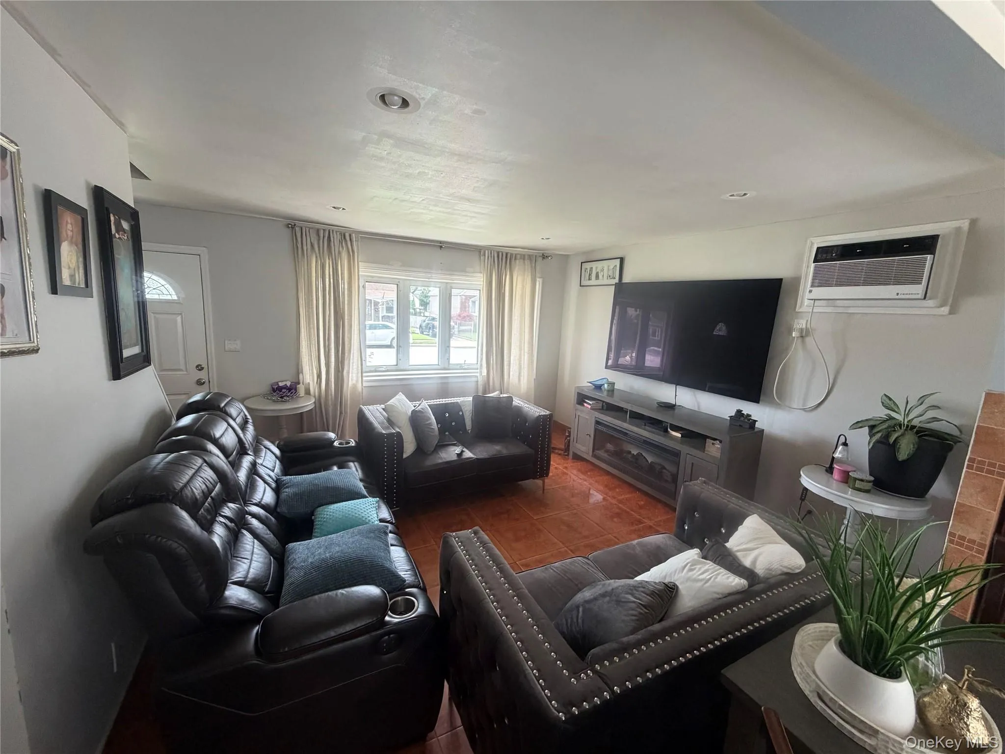 1556 Adams Street, Hempstead, NY, 4 Bedrooms Bedrooms, 8 Rooms Rooms,2 BathroomsBathrooms,Residential,For Rent,Adams,0,1034086 1556 Adams Street, Hempstead, NY, 4 Bedrooms Bedrooms, 8 Rooms Rooms,2 BathroomsBathrooms,Residential,For Rent,Adams,0,1034086