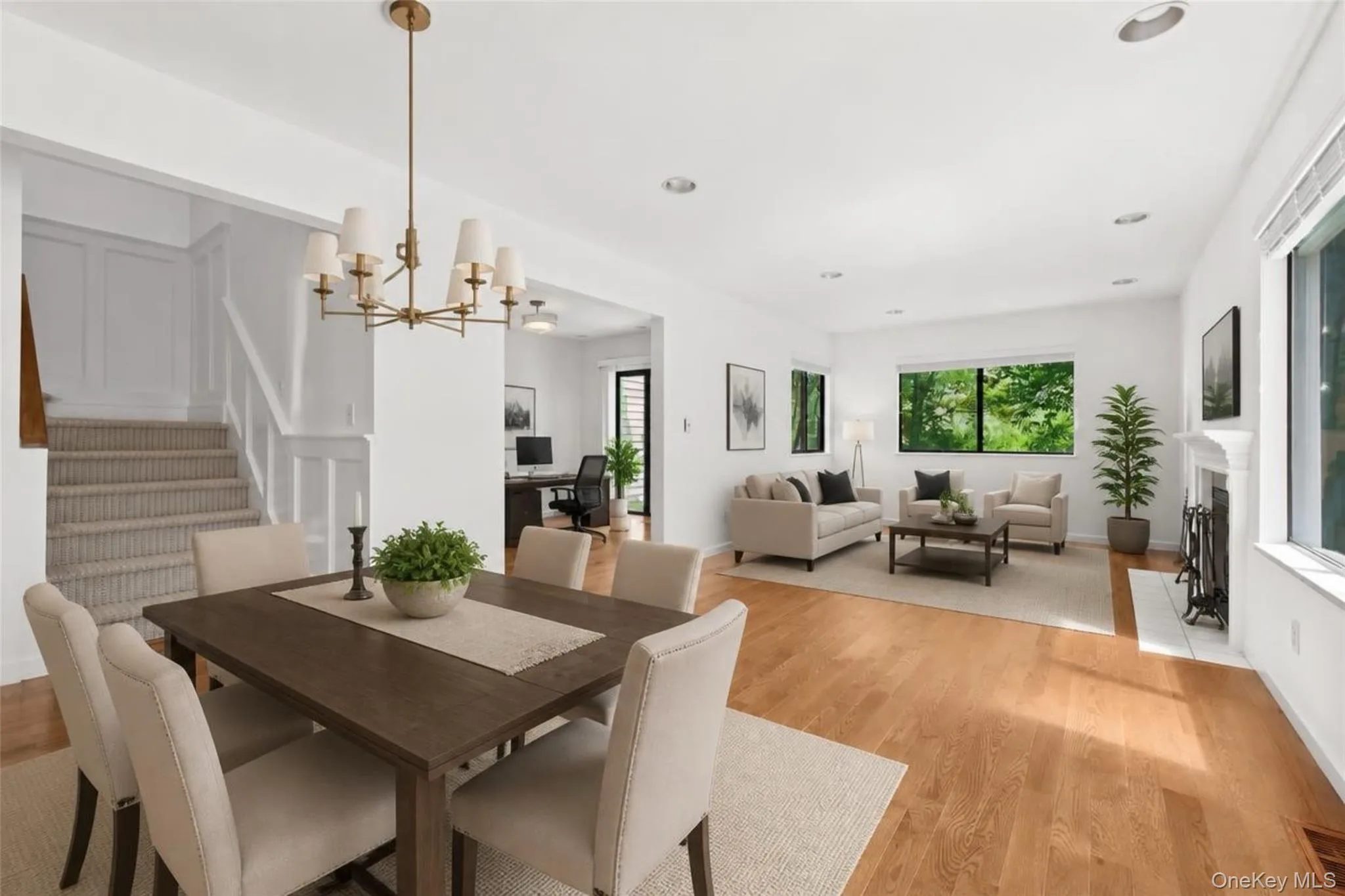 VIRTUALLY STAGED TO SHOW SPACE dining area/living room VIRTUALLY STAGED TO SHOW SPACE dining area/living room