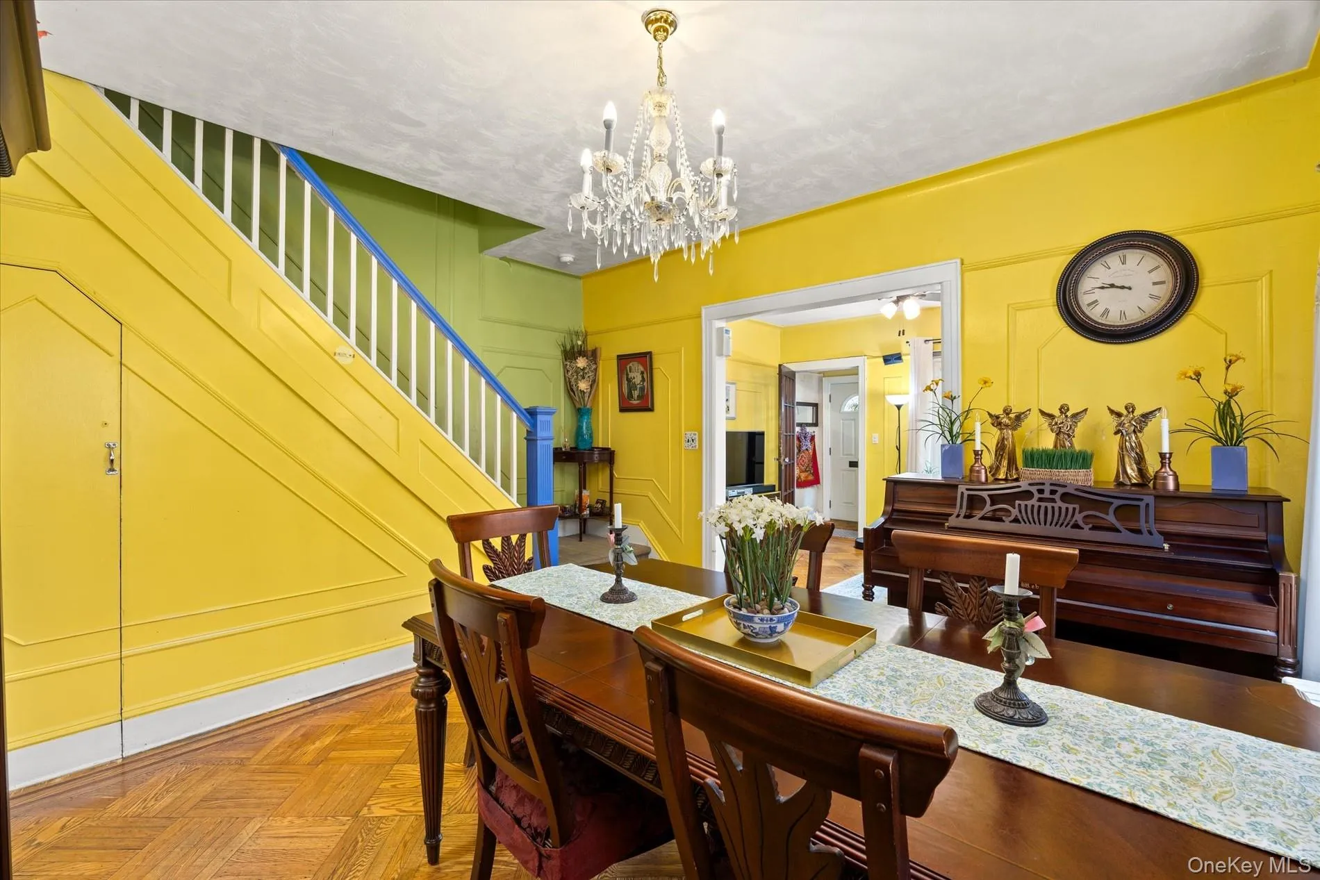 132-33 83rd Street, New York, NY, 3 Bedrooms Bedrooms, 6 Rooms Rooms,1 BathroomBathrooms,Residential,For Rent,83rd,0,1034088 132-33 83rd Street, New York, NY, 3 Bedrooms Bedrooms, 6 Rooms Rooms,1 BathroomBathrooms,Residential,For Rent,83rd,0,1034088
