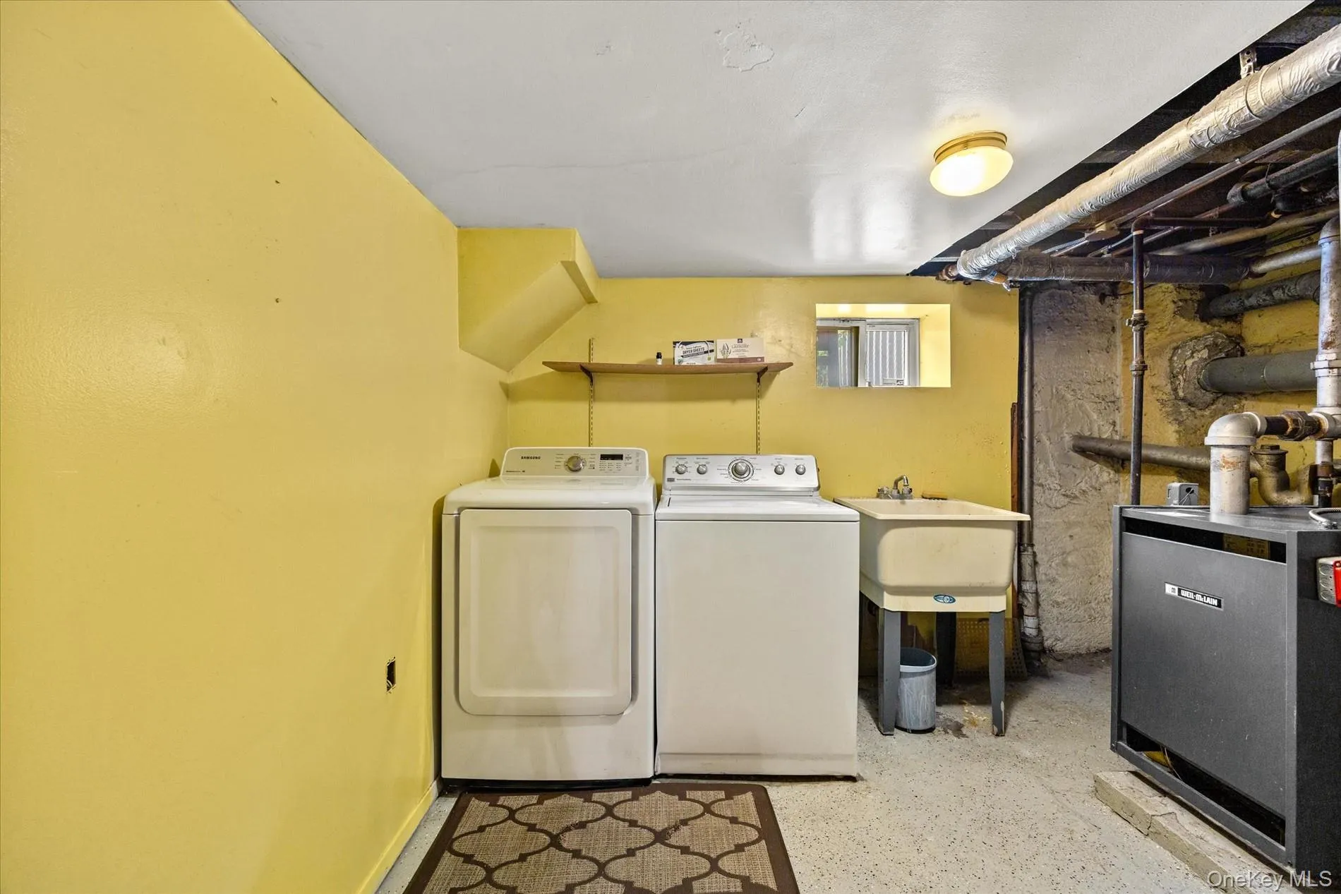 132-33 83rd Street, New York, NY, 3 Bedrooms Bedrooms, 6 Rooms Rooms,1 BathroomBathrooms,Residential,For Rent,83rd,0,1034088 132-33 83rd Street, New York, NY, 3 Bedrooms Bedrooms, 6 Rooms Rooms,1 BathroomBathrooms,Residential,For Rent,83rd,0,1034088