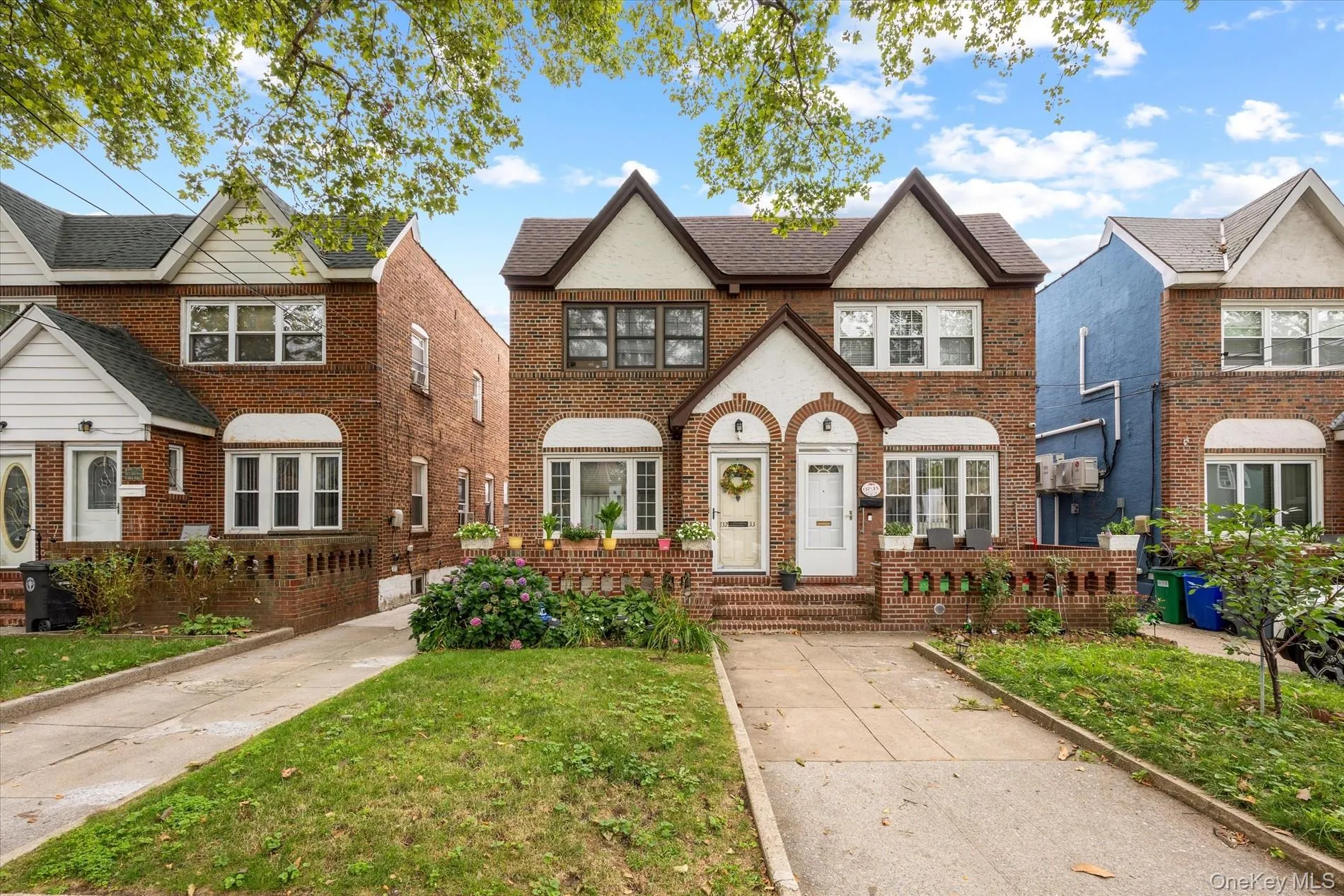 132-33 83rd Street, New York, NY, 3 Bedrooms Bedrooms, 6 Rooms Rooms,1 BathroomBathrooms,Residential,For Rent,83rd,0,1034088 132-33 83rd Street, New York, NY, 3 Bedrooms Bedrooms, 6 Rooms Rooms,1 BathroomBathrooms,Residential,For Rent,83rd,0,1034088