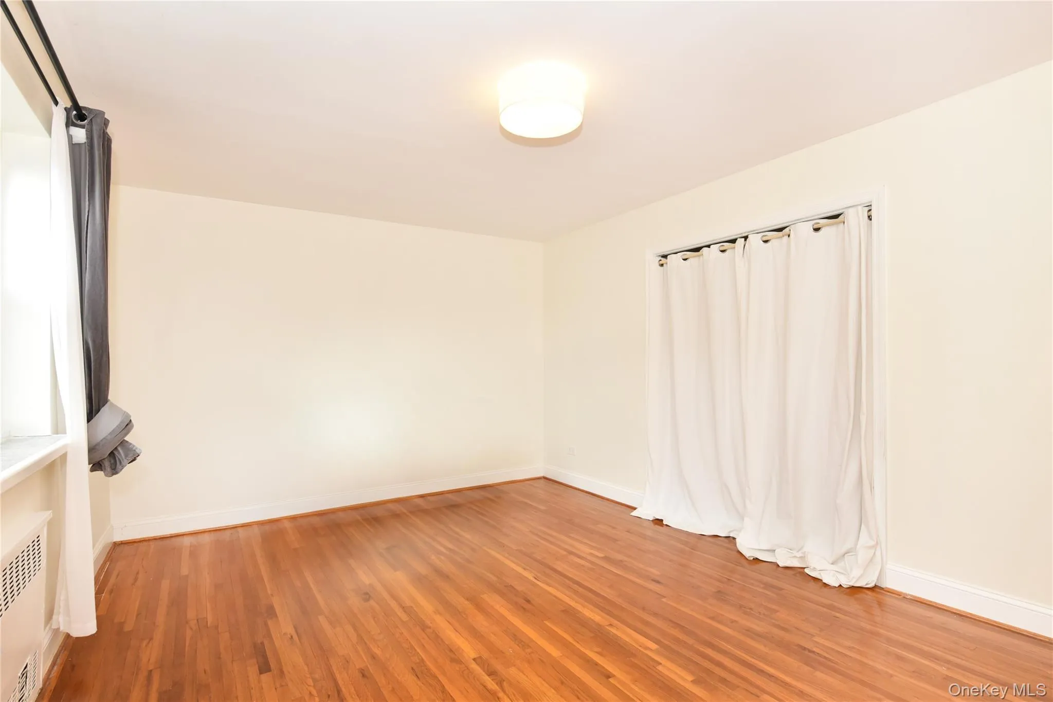 111-05 66th Avenue, New York, NY, 2 Bedrooms Bedrooms, 4 Rooms Rooms,1 BathroomBathrooms,Residential,For Rent,66th,0,1034093 111-05 66th Avenue, New York, NY, 2 Bedrooms Bedrooms, 4 Rooms Rooms,1 BathroomBathrooms,Residential,For Rent,66th,0,1034093