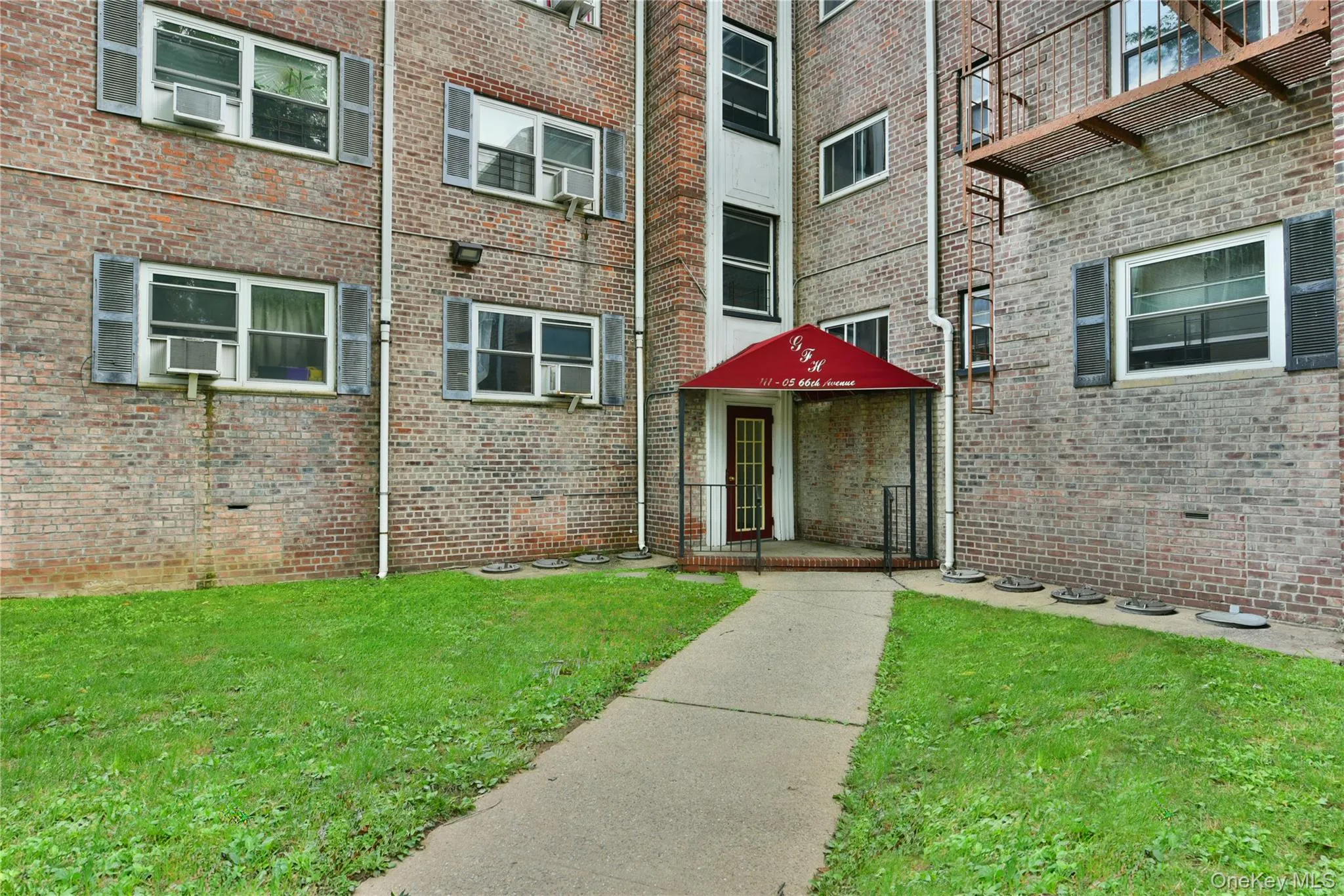111-05 66th Avenue, New York, NY, 2 Bedrooms Bedrooms, 4 Rooms Rooms,1 BathroomBathrooms,Residential,For Rent,66th,0,1034093 111-05 66th Avenue, New York, NY, 2 Bedrooms Bedrooms, 4 Rooms Rooms,1 BathroomBathrooms,Residential,For Rent,66th,0,1034093