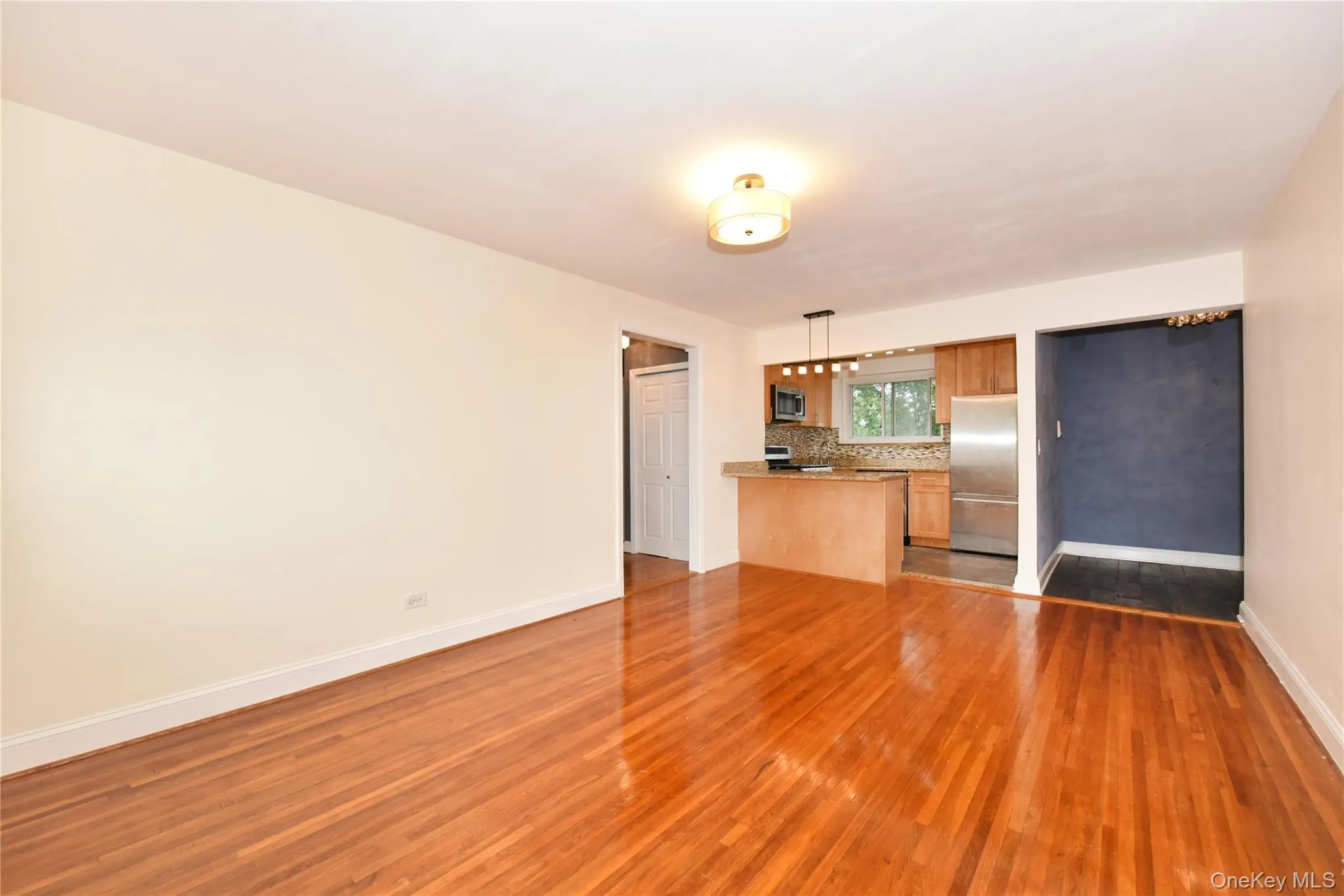 111-05 66th Avenue, New York, NY, 2 Bedrooms Bedrooms, 4 Rooms Rooms,1 BathroomBathrooms,Residential,For Rent,66th,0,1034093 111-05 66th Avenue, New York, NY, 2 Bedrooms Bedrooms, 4 Rooms Rooms,1 BathroomBathrooms,Residential,For Rent,66th,0,1034093