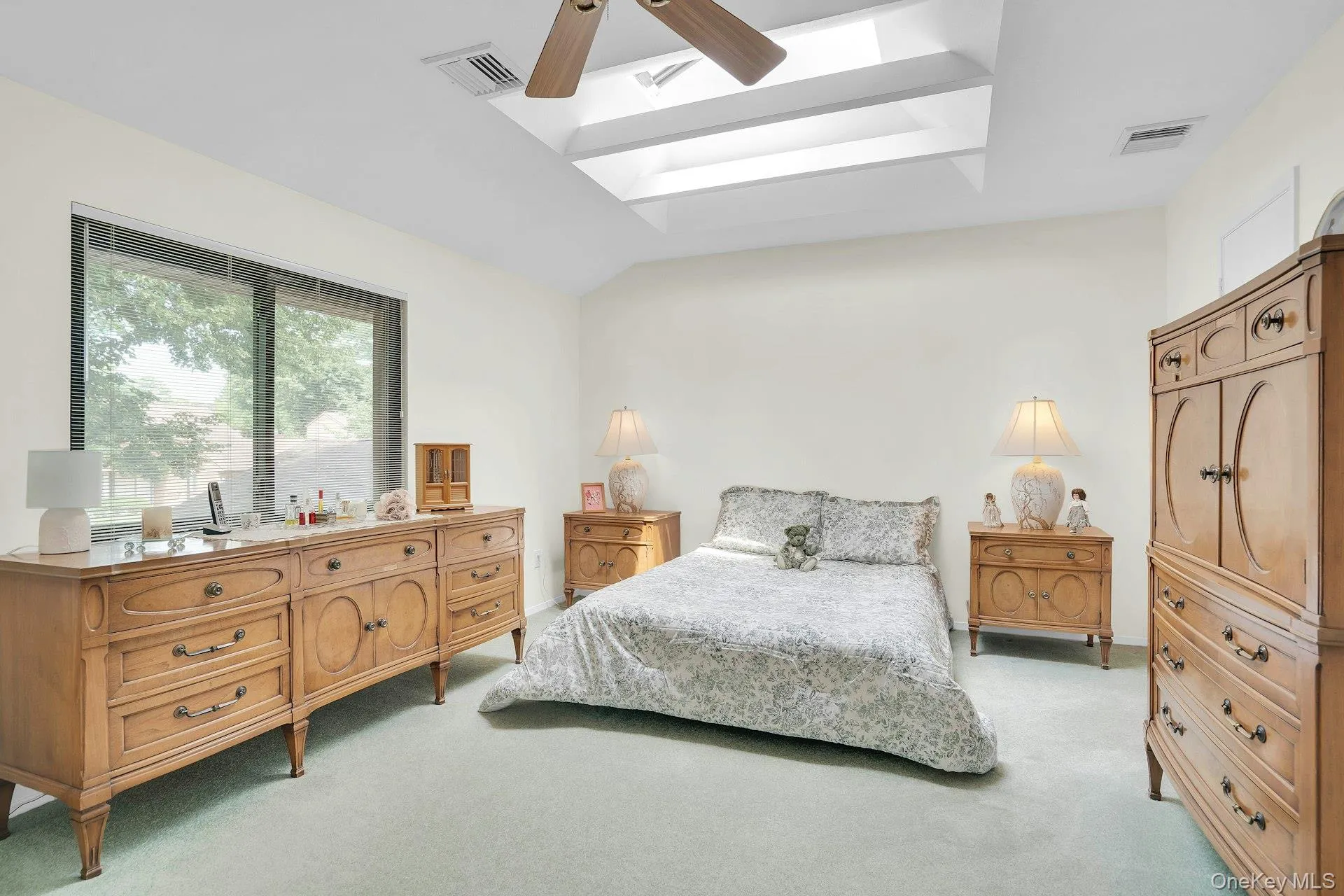 121 Scarlett Drive, Smithtown, NY, 2 Bedrooms Bedrooms, 5 Rooms Rooms,2 BathroomsBathrooms,Residential,For Rent,Scarlett,0,1034098 121 Scarlett Drive, Smithtown, NY, 2 Bedrooms Bedrooms, 5 Rooms Rooms,2 BathroomsBathrooms,Residential,For Rent,Scarlett,0,1034098