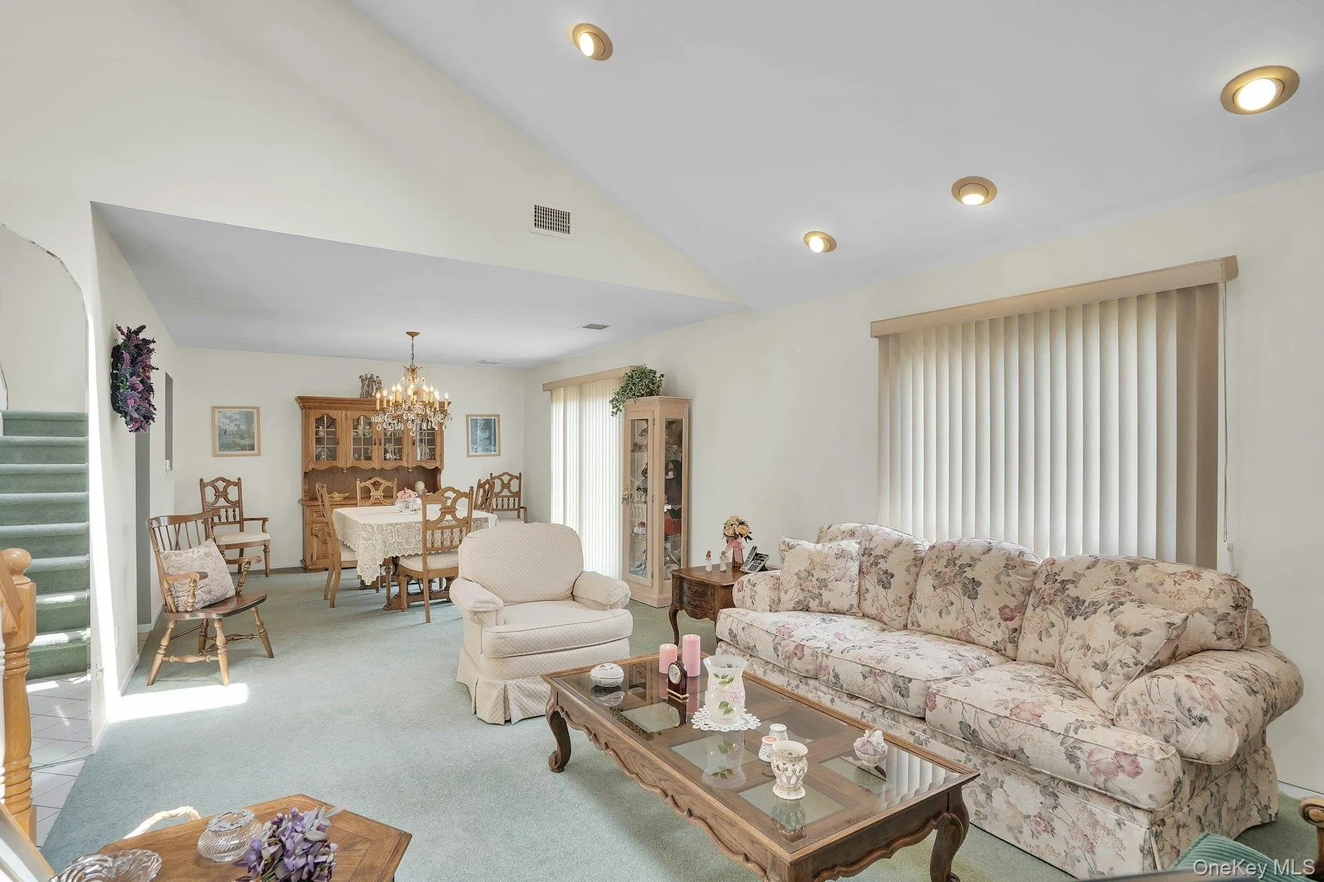 121 Scarlett Drive, Smithtown, NY, 2 Bedrooms Bedrooms, 5 Rooms Rooms,2 BathroomsBathrooms,Residential,For Rent,Scarlett,0,1034098 121 Scarlett Drive, Smithtown, NY, 2 Bedrooms Bedrooms, 5 Rooms Rooms,2 BathroomsBathrooms,Residential,For Rent,Scarlett,0,1034098