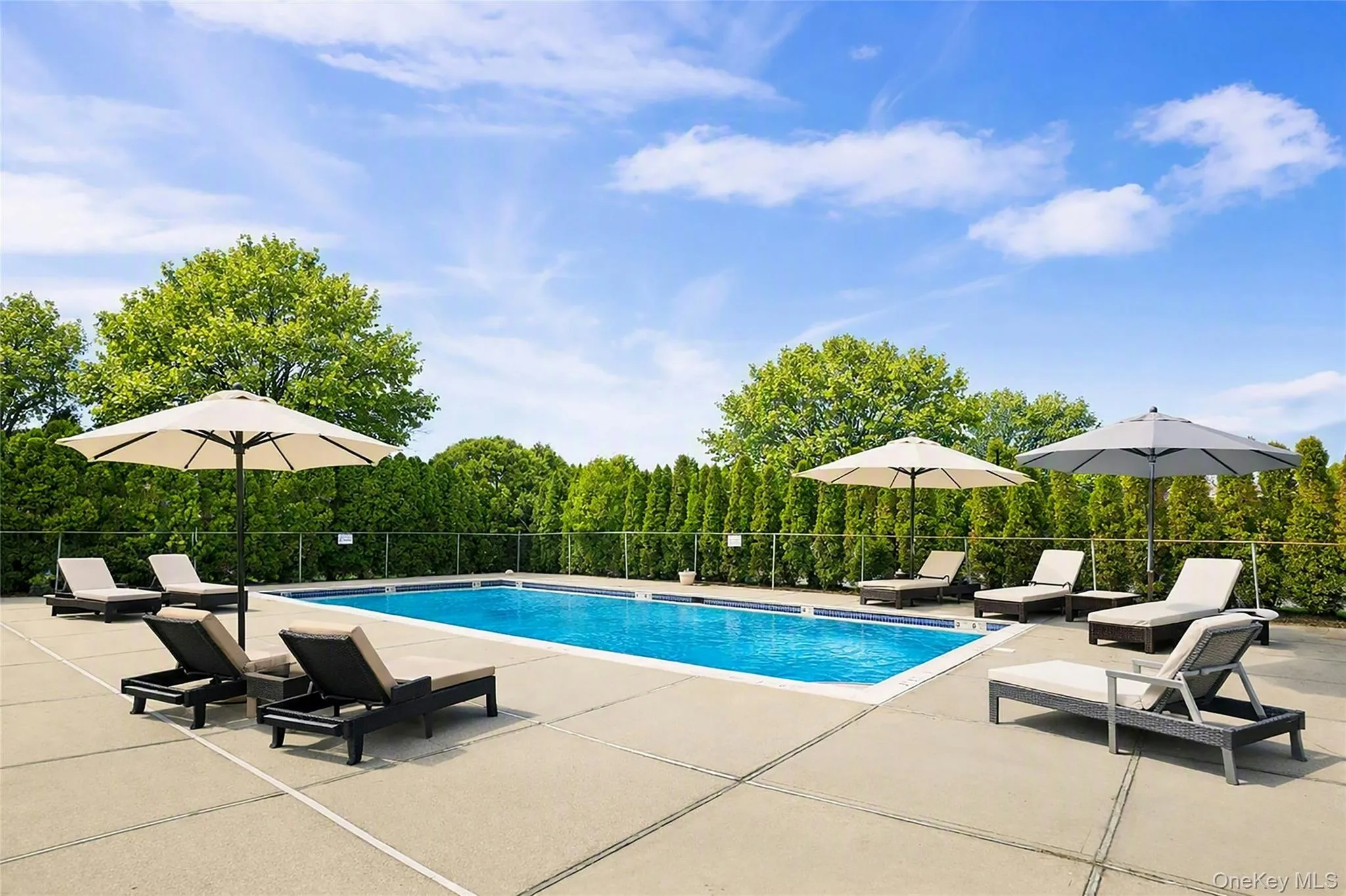 121 Scarlett Drive, Smithtown, NY, 2 Bedrooms Bedrooms, 5 Rooms Rooms,2 BathroomsBathrooms,Residential,For Rent,Scarlett,0,1034098 121 Scarlett Drive, Smithtown, NY, 2 Bedrooms Bedrooms, 5 Rooms Rooms,2 BathroomsBathrooms,Residential,For Rent,Scarlett,0,1034098