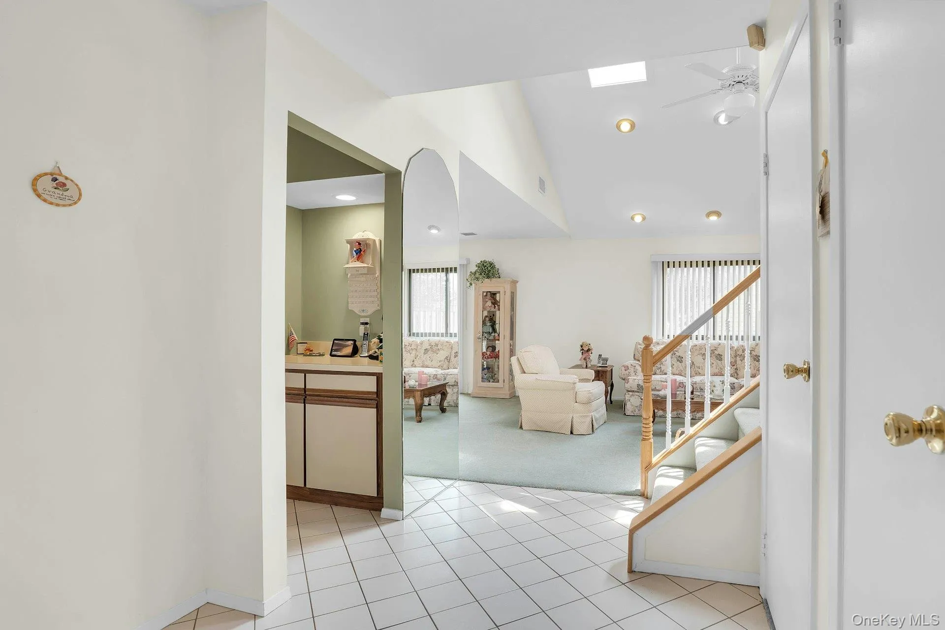 121 Scarlett Drive, Smithtown, NY, 2 Bedrooms Bedrooms, 5 Rooms Rooms,2 BathroomsBathrooms,Residential,For Rent,Scarlett,0,1034098 121 Scarlett Drive, Smithtown, NY, 2 Bedrooms Bedrooms, 5 Rooms Rooms,2 BathroomsBathrooms,Residential,For Rent,Scarlett,0,1034098