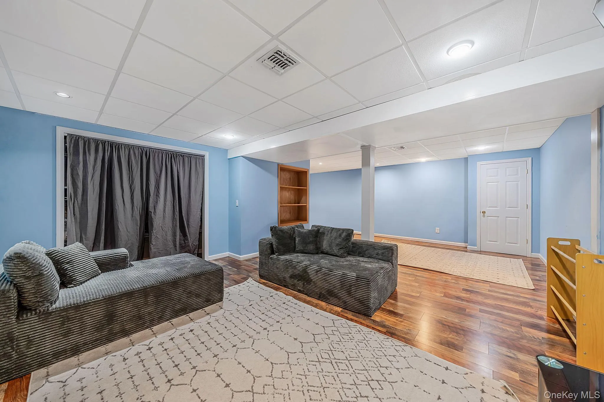8 Old Orchard Court, Brookhaven, NY, 4 Bedrooms Bedrooms, 7 Rooms Rooms,2 BathroomsBathrooms,Residential,For Rent,Old Orchard,0,1034101 8 Old Orchard Court, Brookhaven, NY, 4 Bedrooms Bedrooms, 7 Rooms Rooms,2 BathroomsBathrooms,Residential,For Rent,Old Orchard,0,1034101