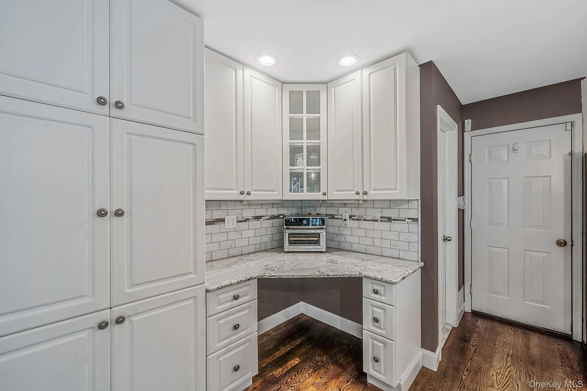 8 Old Orchard Court, Brookhaven, NY, 4 Bedrooms Bedrooms, 7 Rooms Rooms,2 BathroomsBathrooms,Residential,For Rent,Old Orchard,0,1034101 8 Old Orchard Court, Brookhaven, NY, 4 Bedrooms Bedrooms, 7 Rooms Rooms,2 BathroomsBathrooms,Residential,For Rent,Old Orchard,0,1034101
